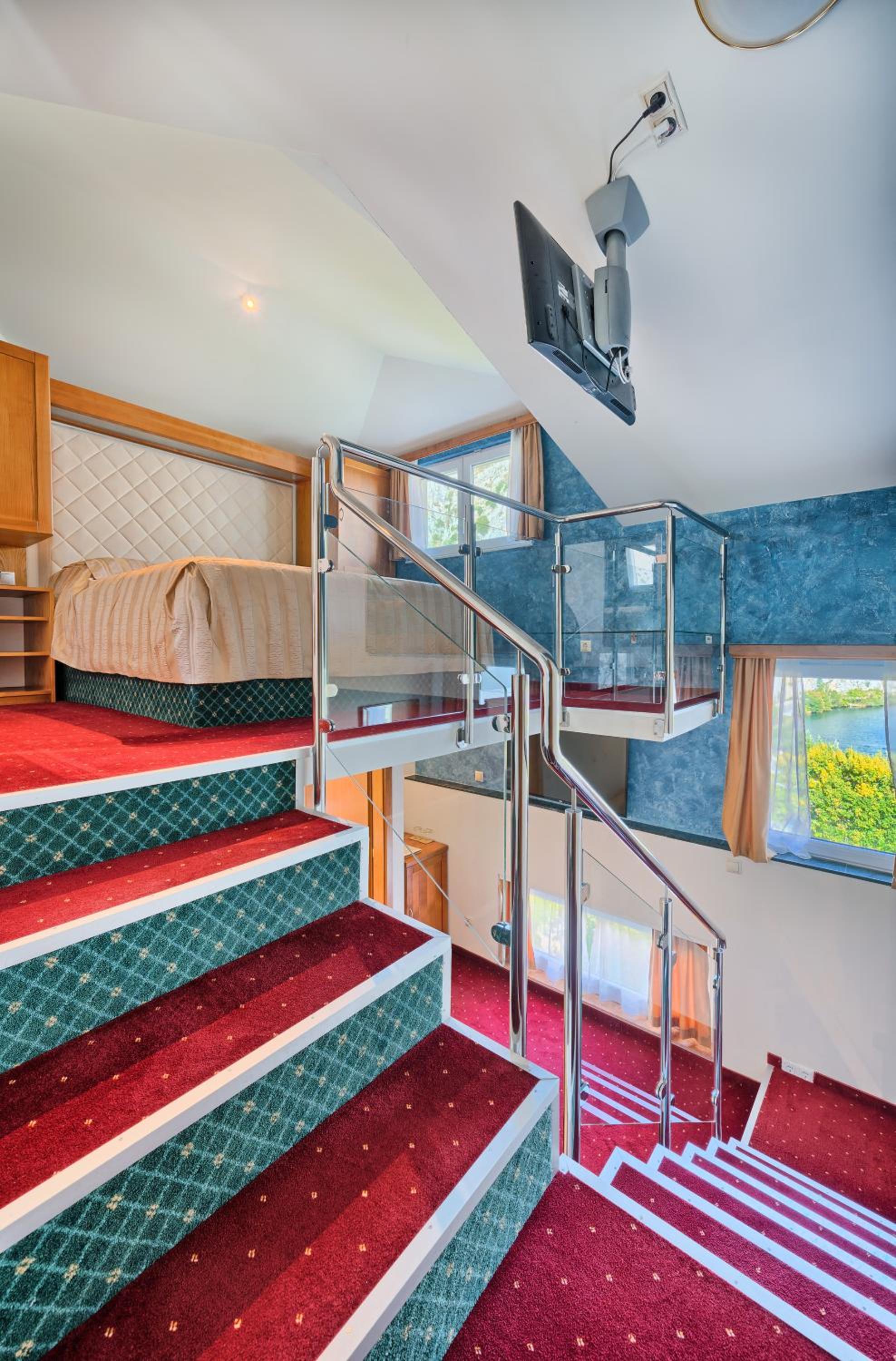 Suite with River View photo 2