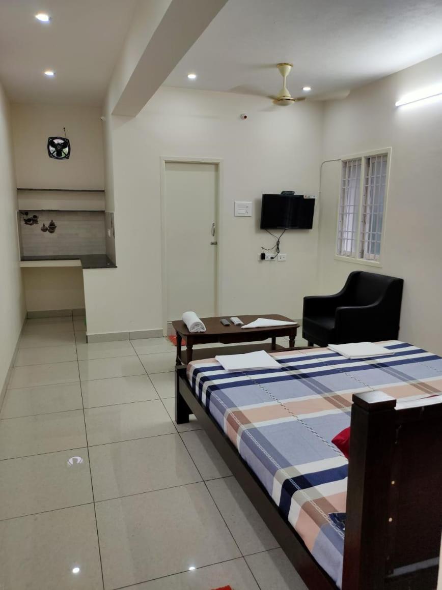 Double Room With Pool View photo 1