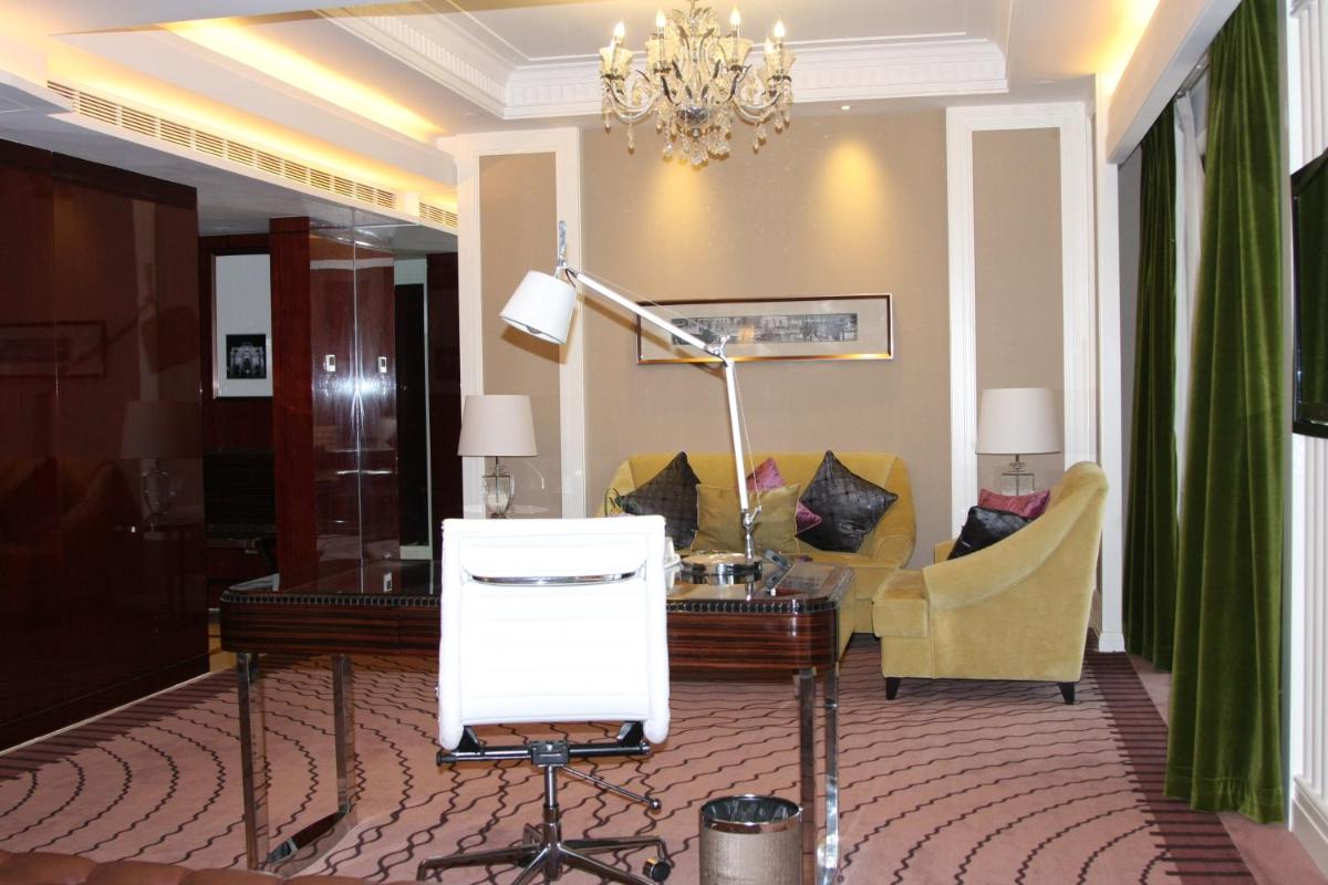 Executive Suite photo 3