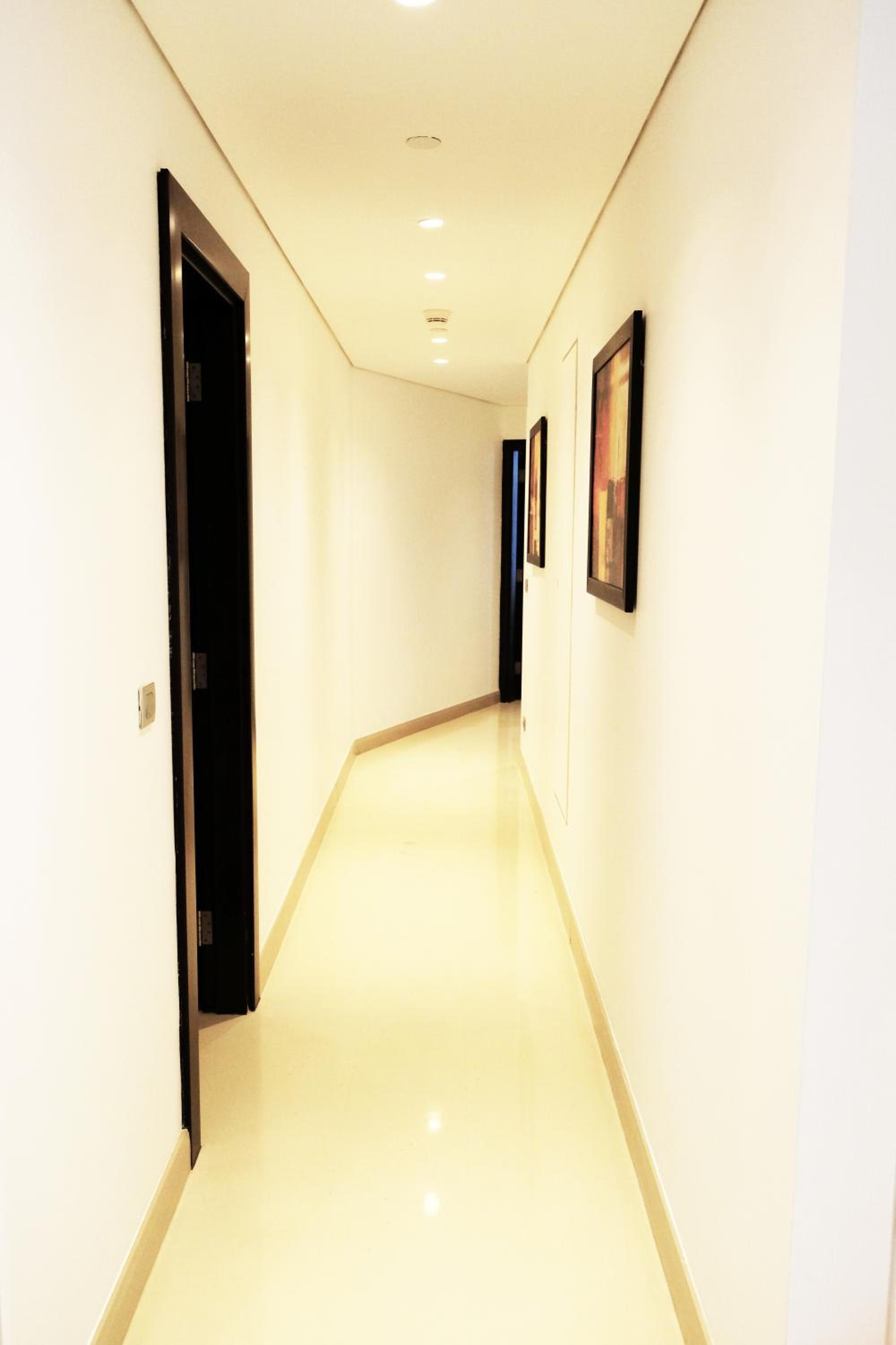 Two-Bedroom King Suite with Sea View - Non-Smoking - Photo 2