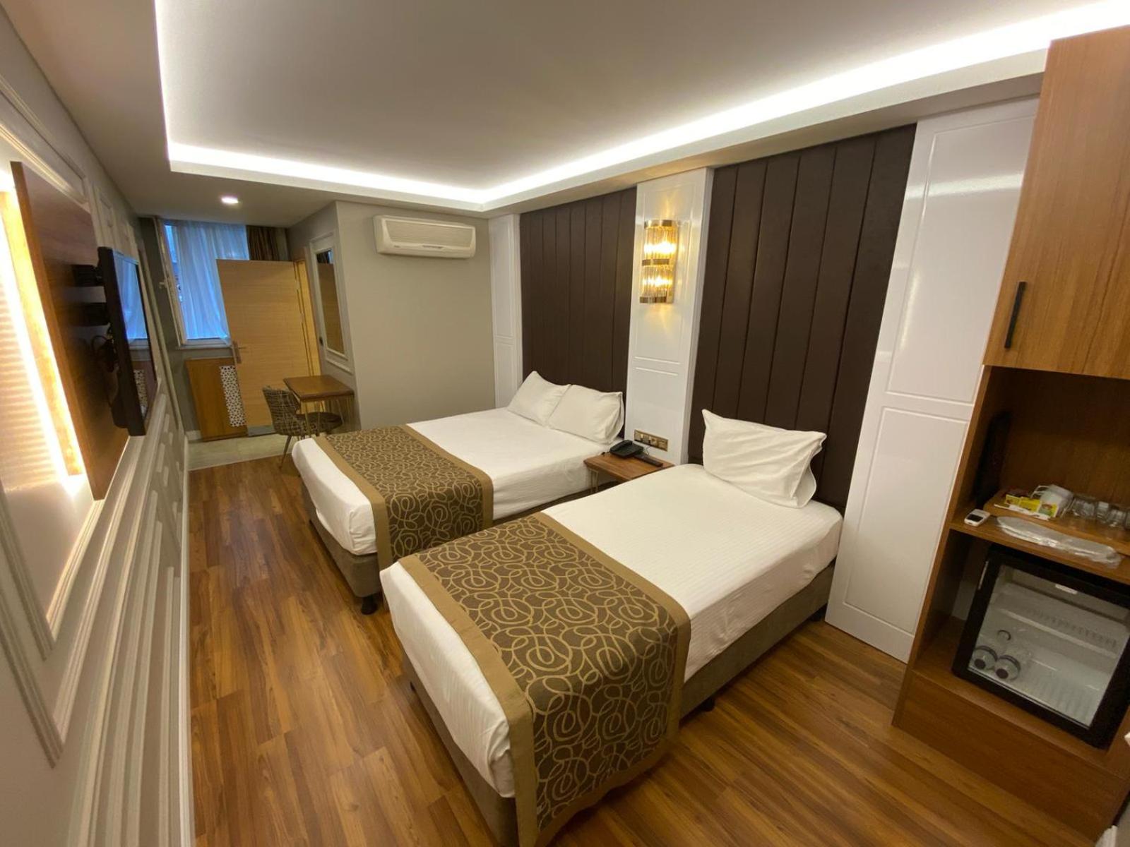 Standard Double or Twin Room photo 3
