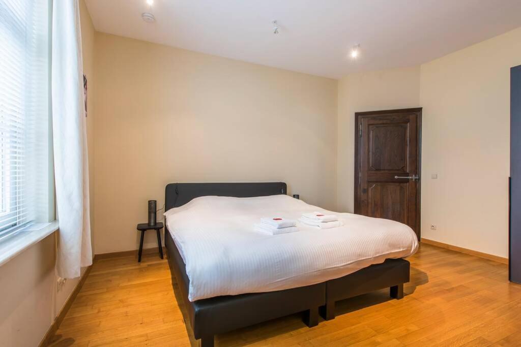 Three-Bedroom Villa photo 1