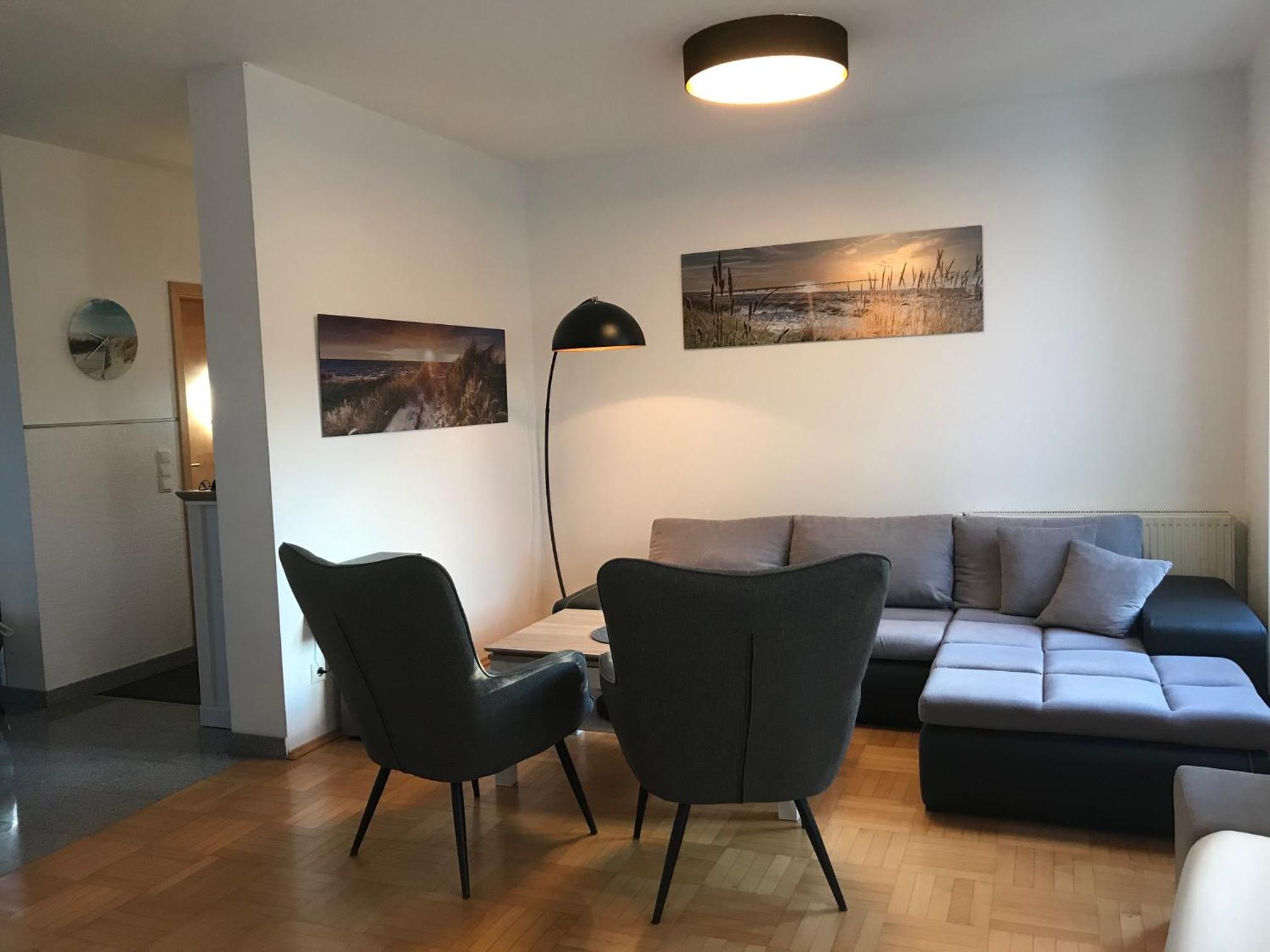 Two-Bedroom Apartment - Photo 9