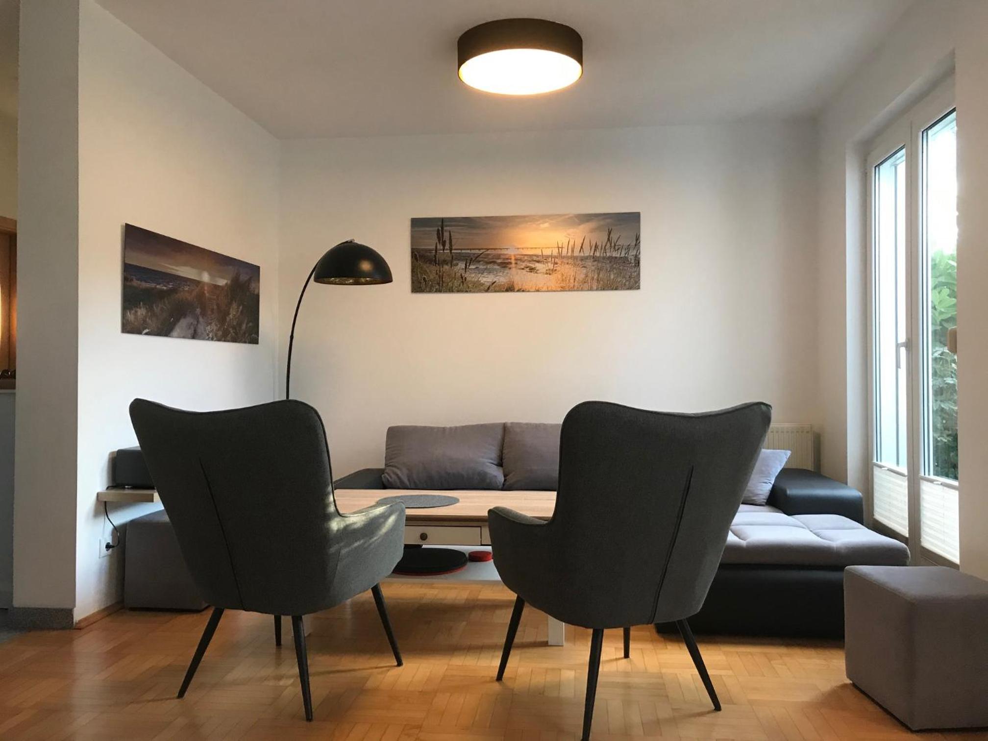 Two-Bedroom Apartment - Photo 25