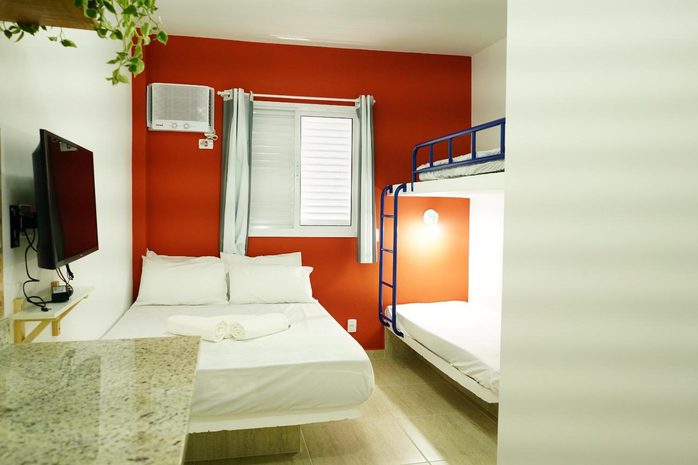 Suite - Photo 9