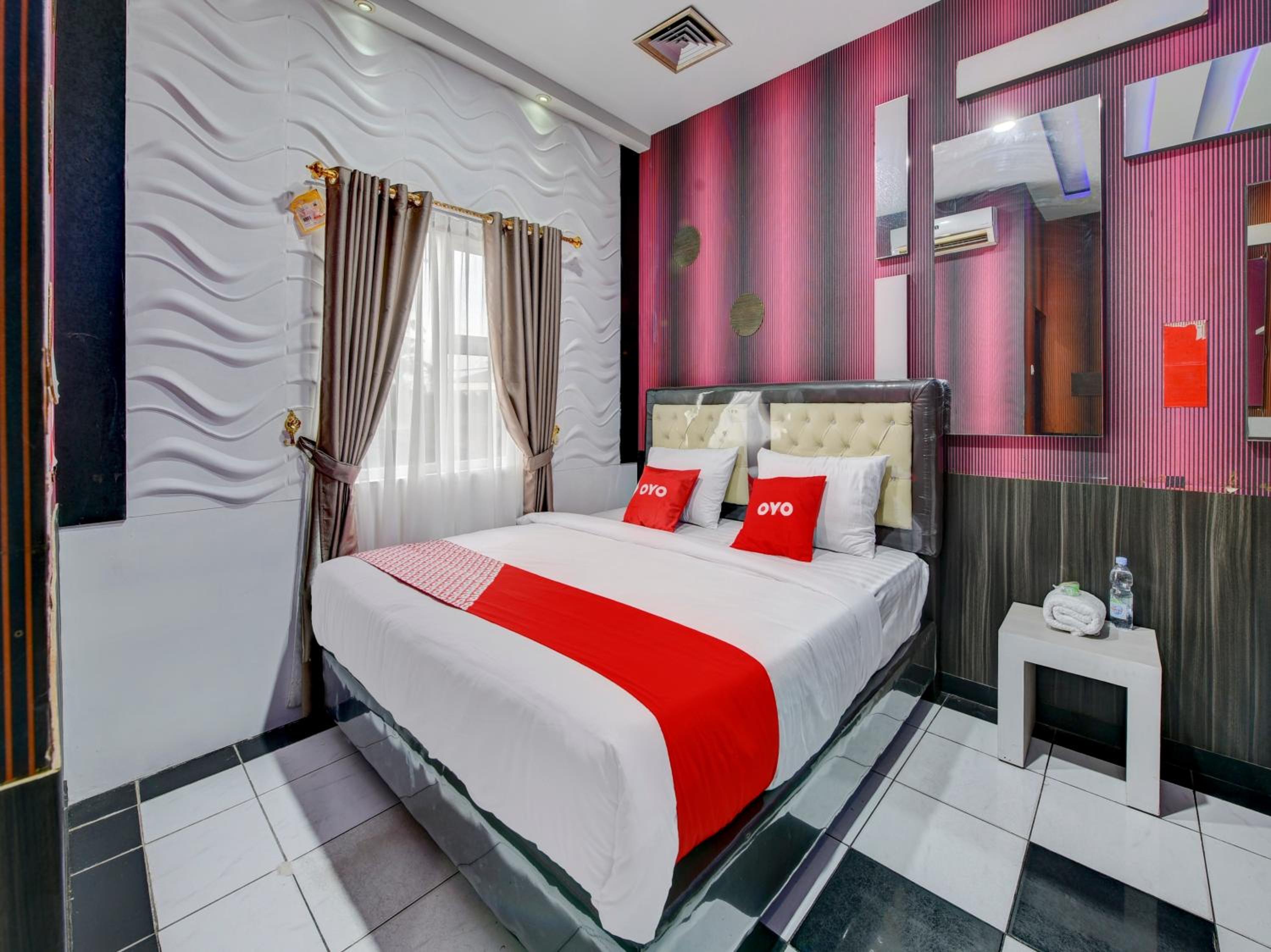 Deluxe Suite photo 1