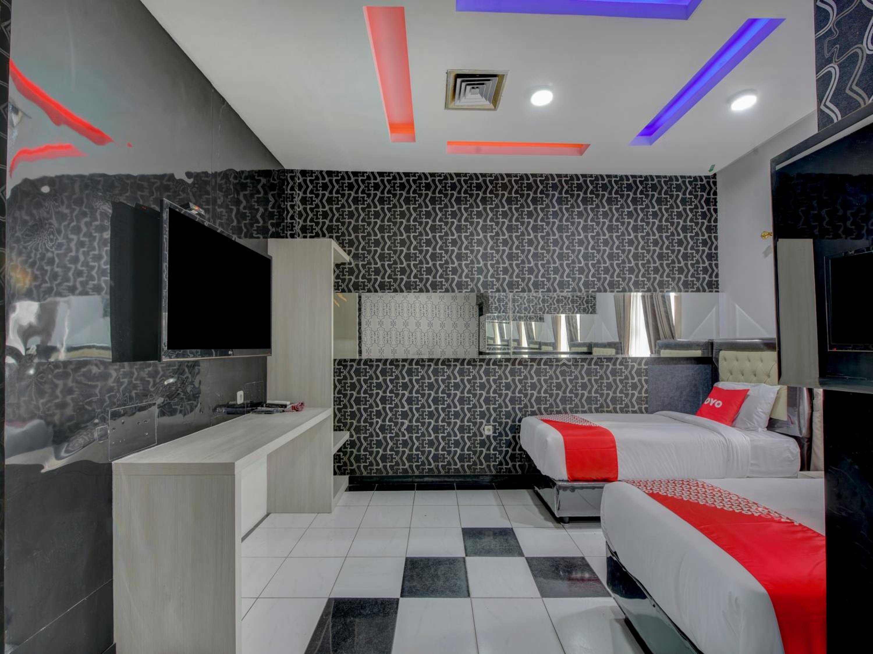 Delxue Twin Room - Photo 8