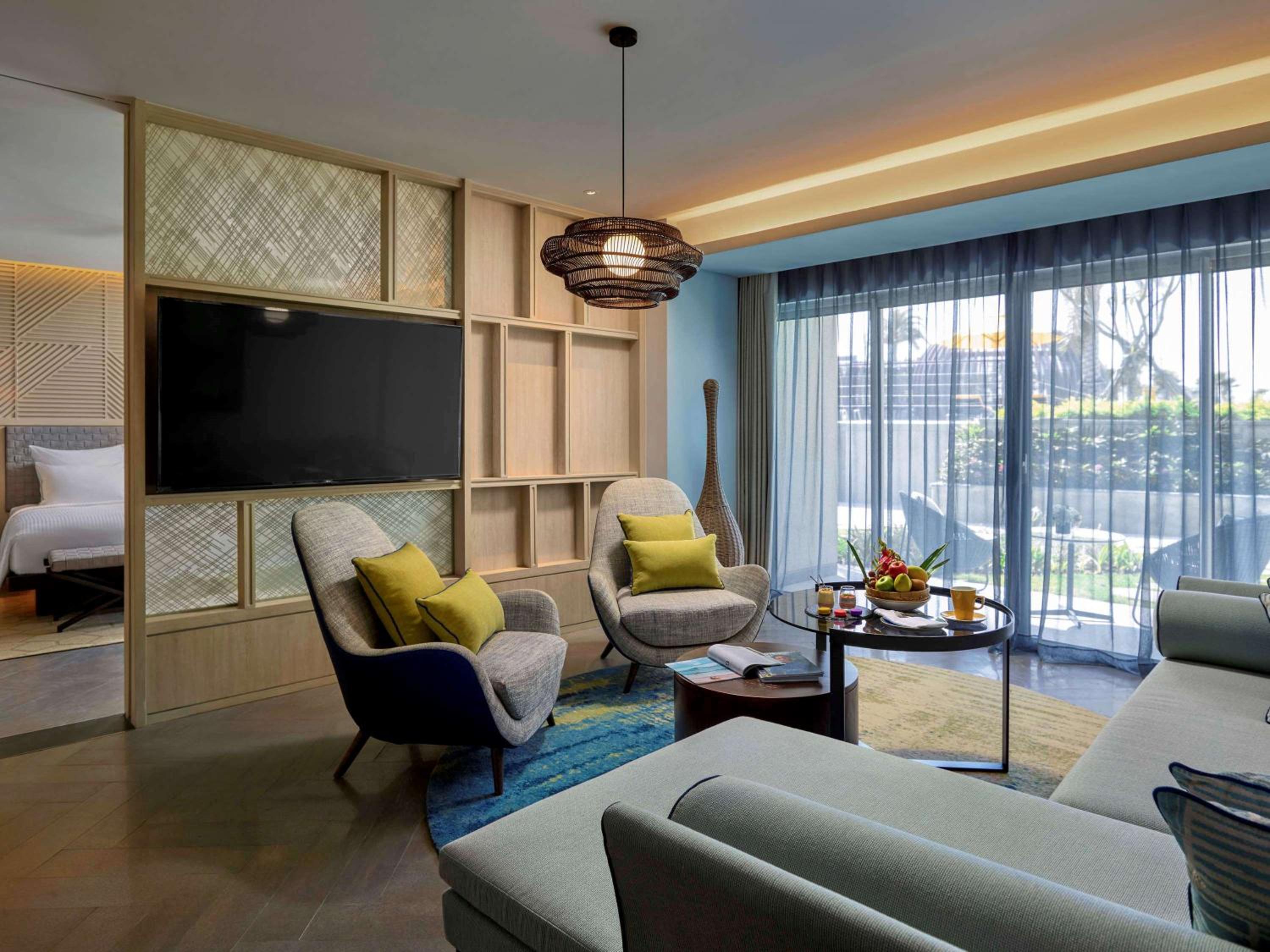 Two-Bedroom Executive Family Suite with Resort View - Photo 3