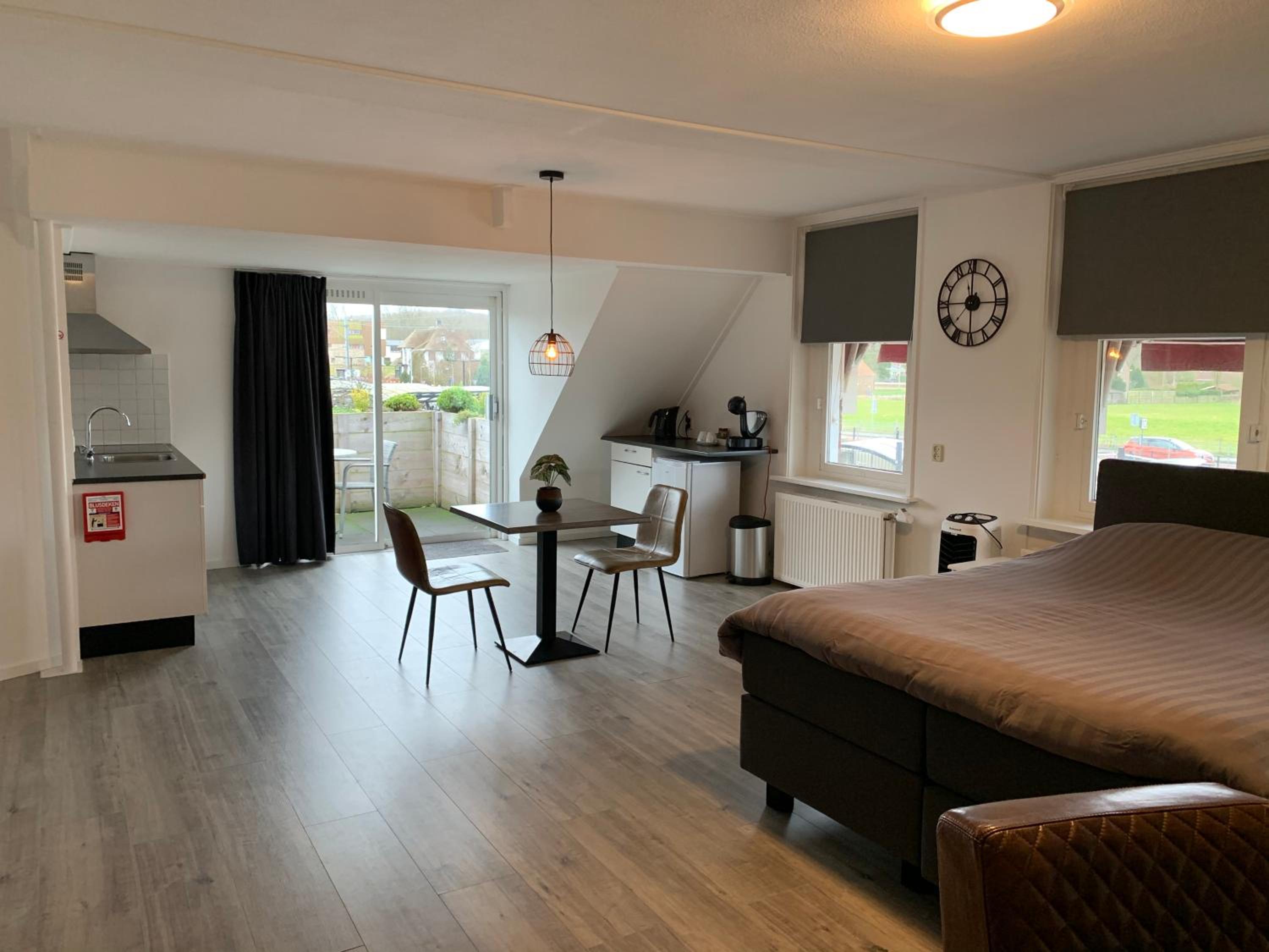 Deluxe Double Room with Balcony photo 1