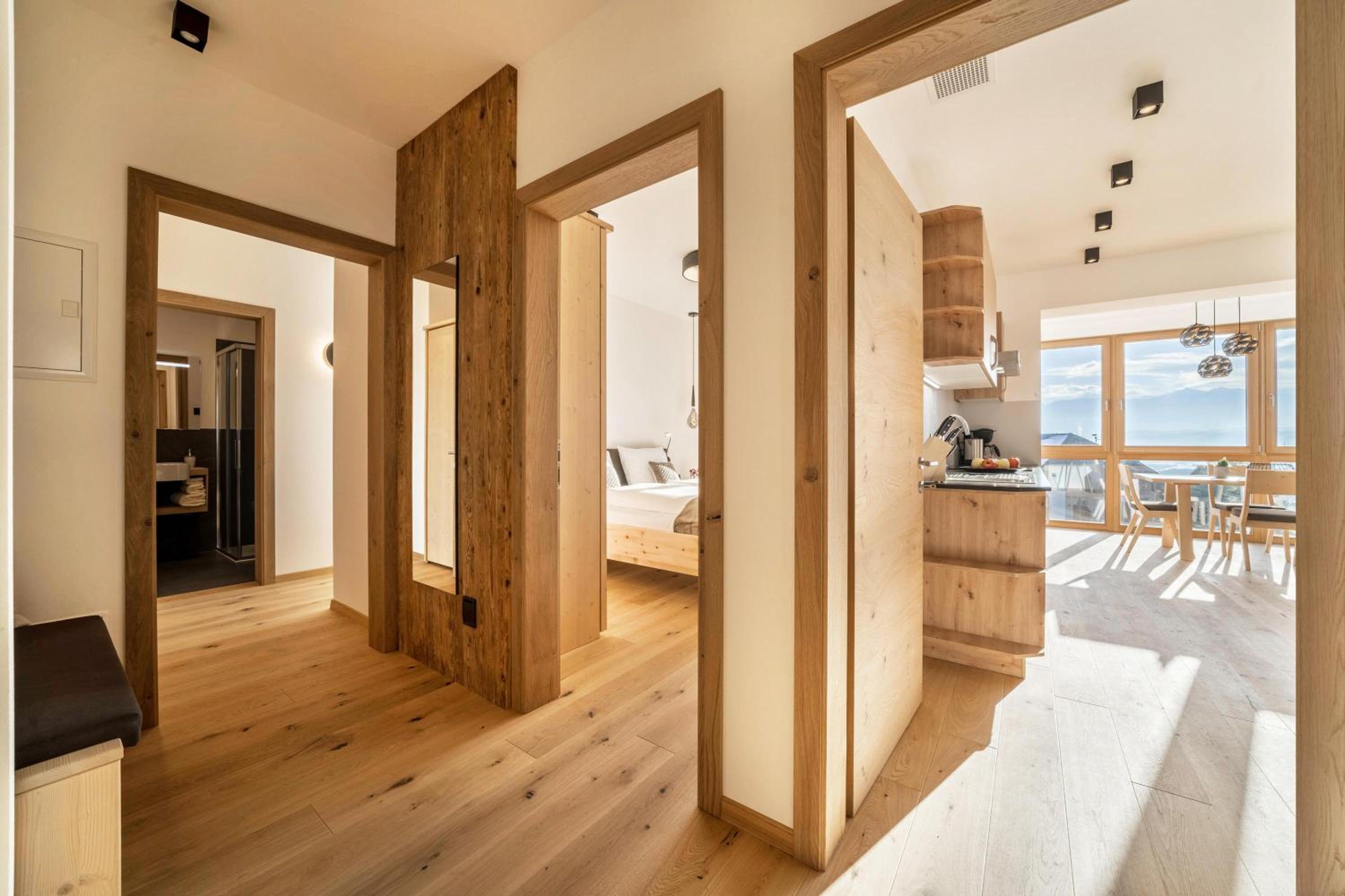 Two-Bedroom Deluxe Apartment with Balcony
