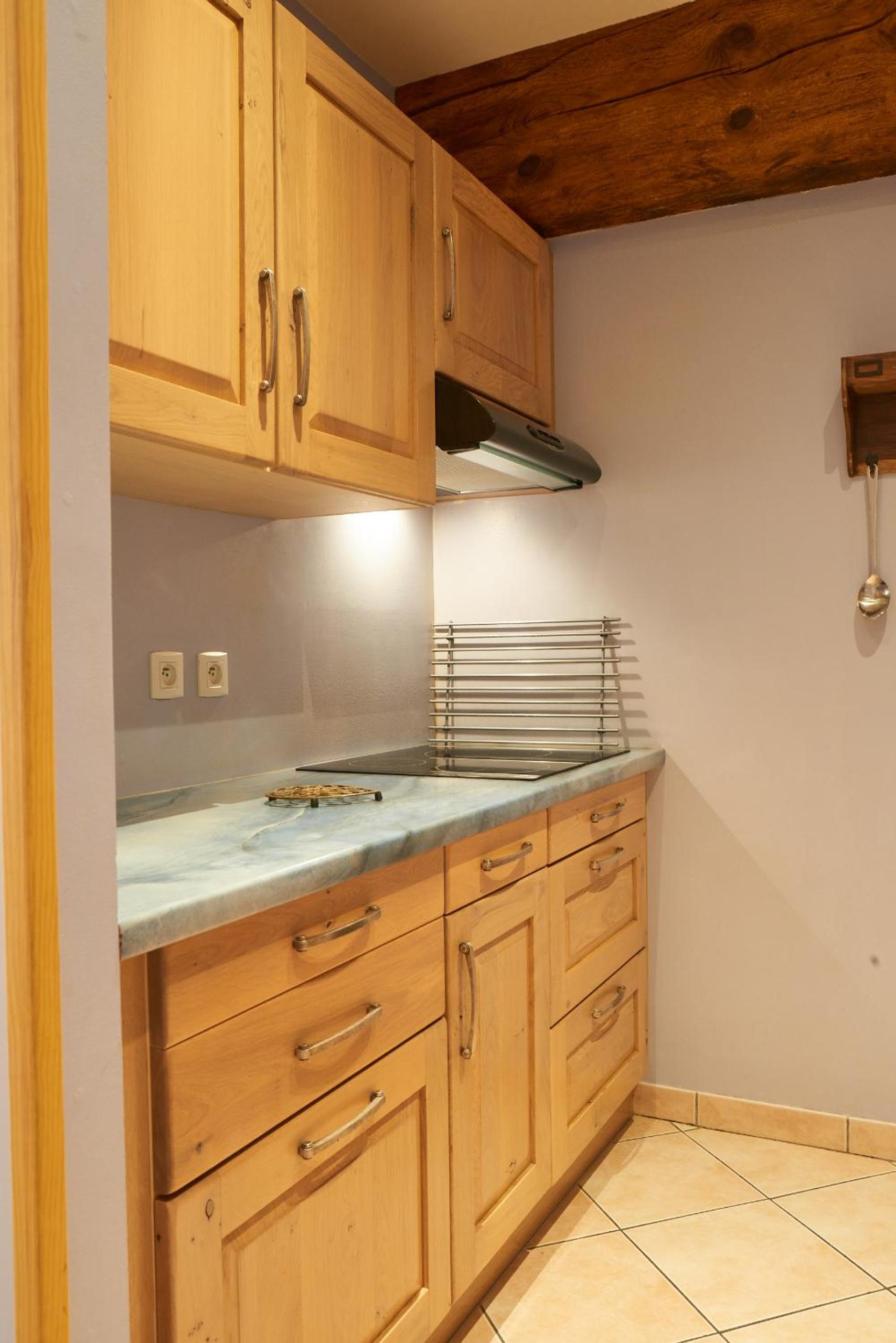 Comfort Two-Bedroom Apartment (4 Adults) photo 2