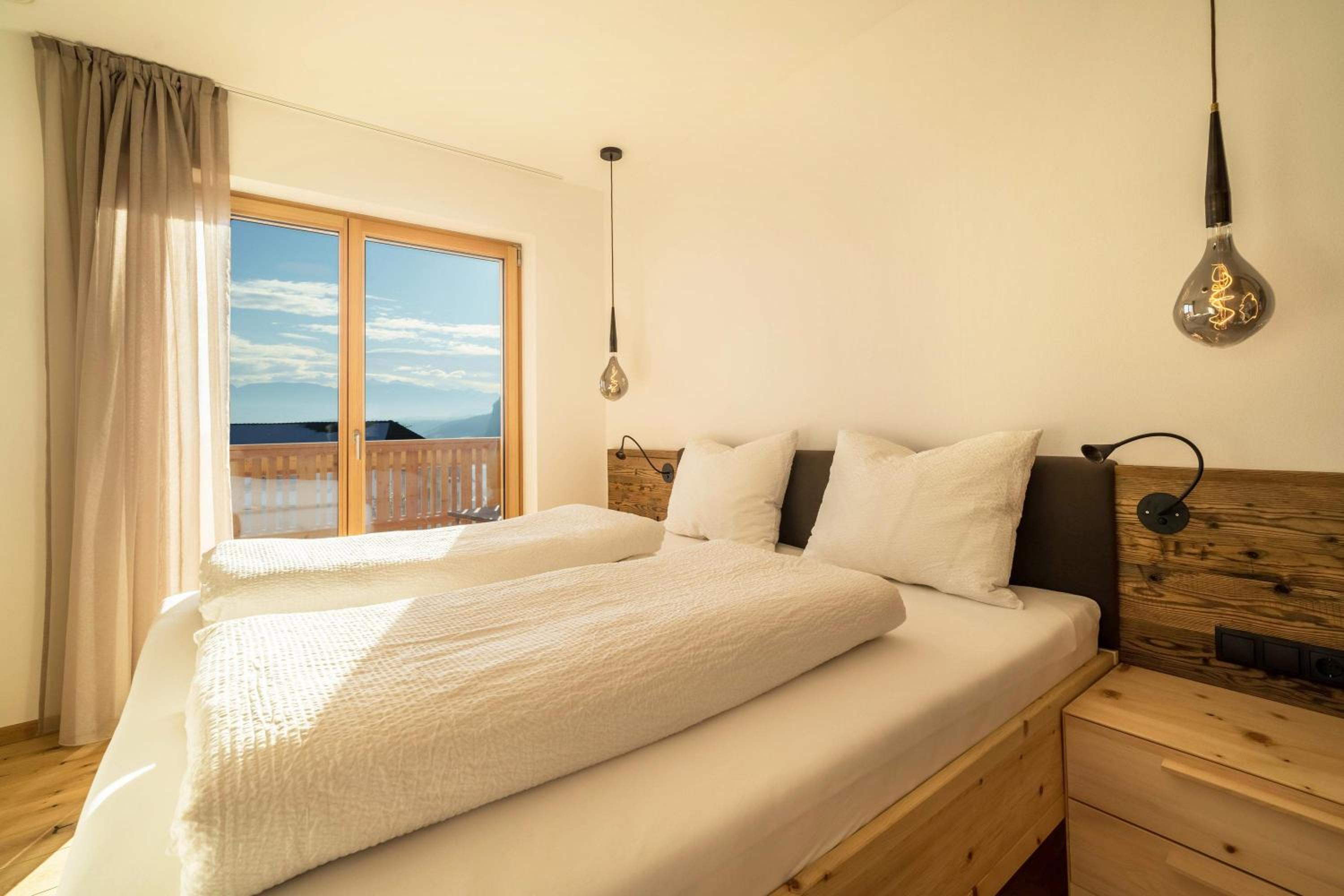 Superior One-Bedroom Apartment with Balcony photo 2