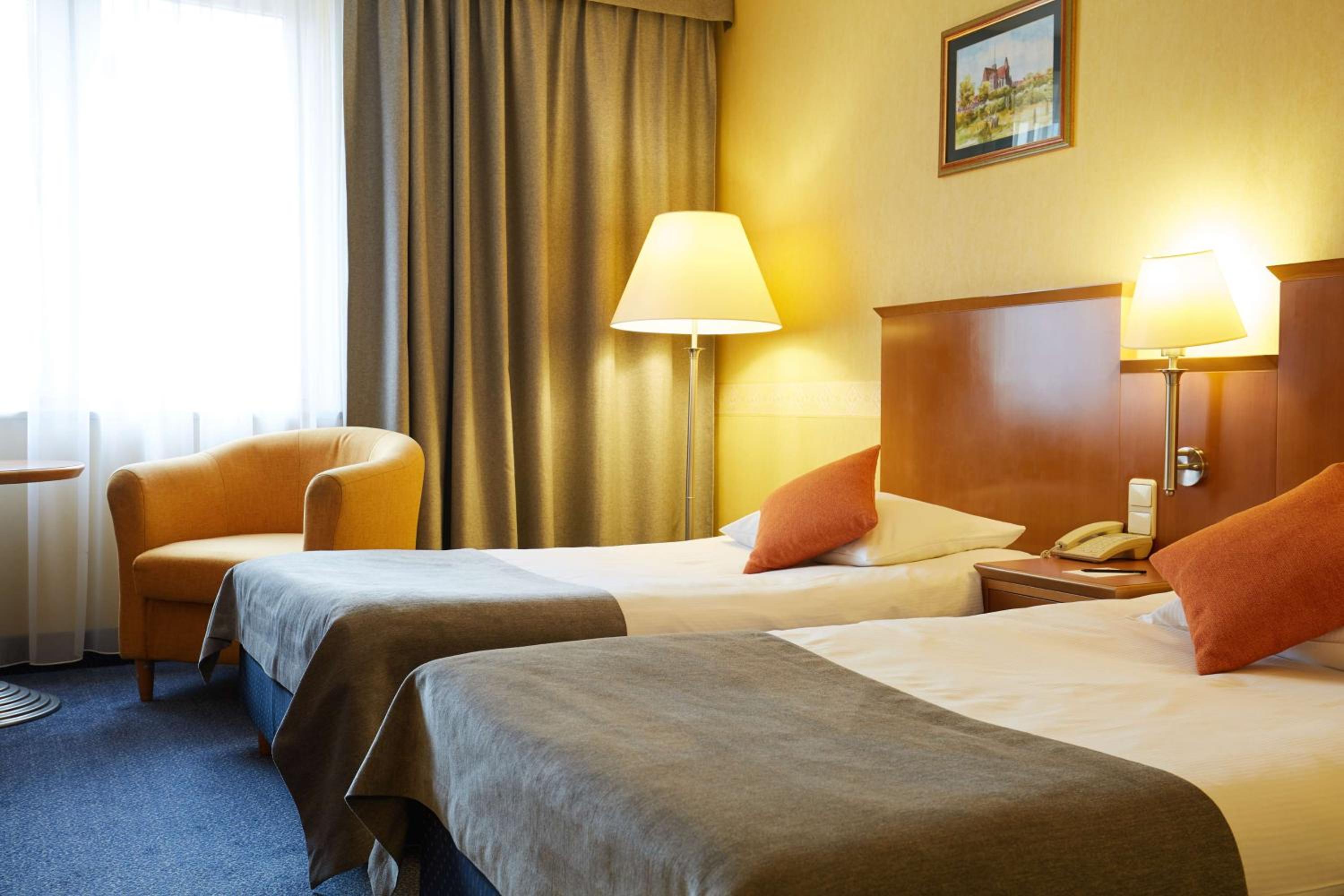 Standard Plus Twin Room - Photo 9