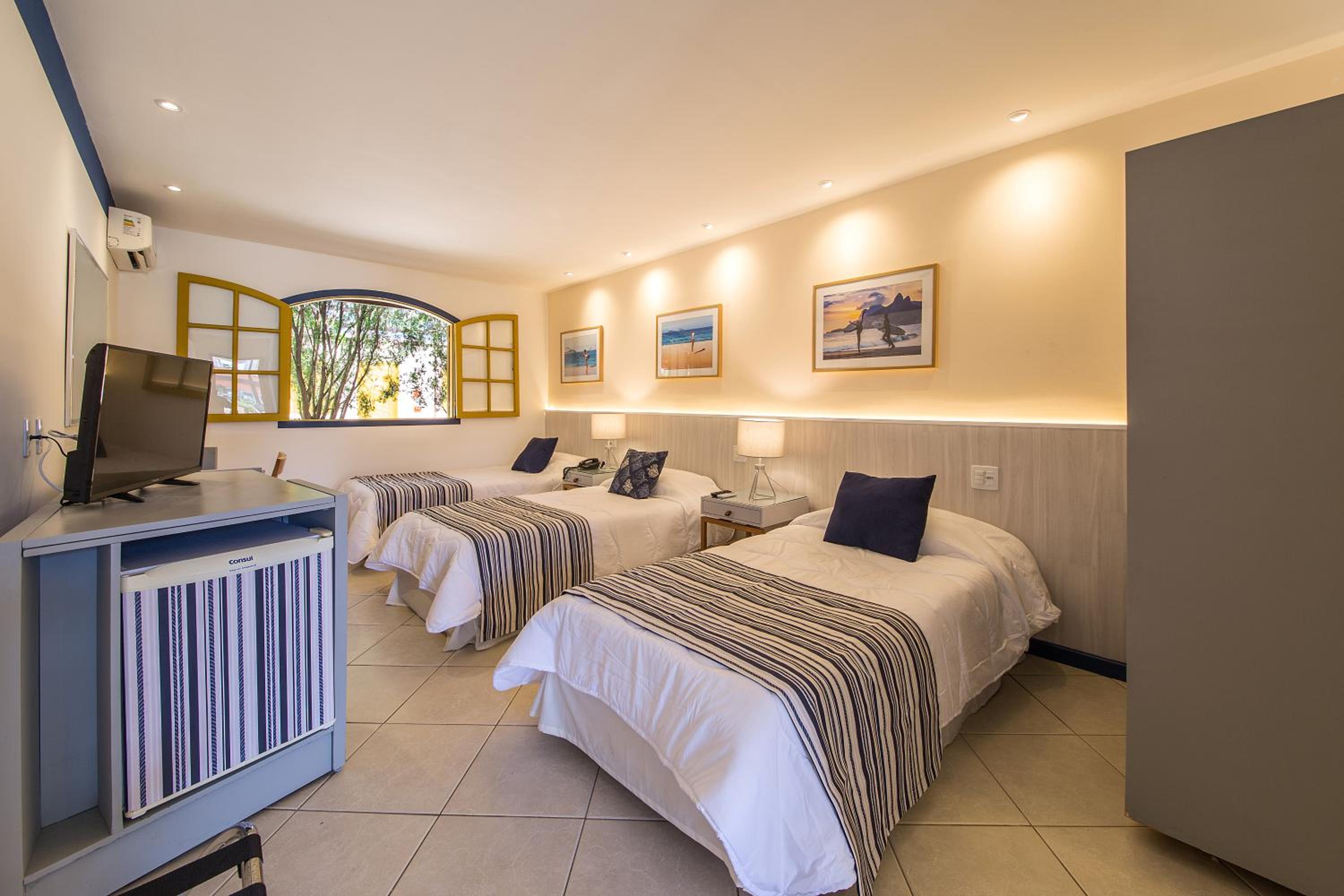 Superior Triple Room photo 3