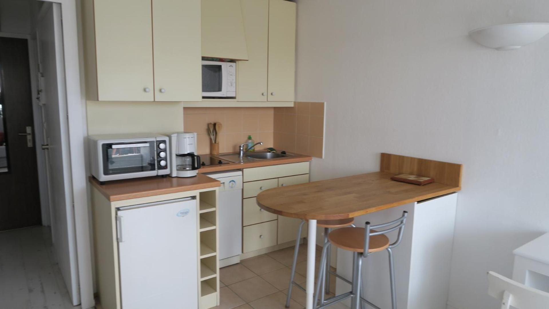 Studio with sea View - Upper Floors - Photo 3