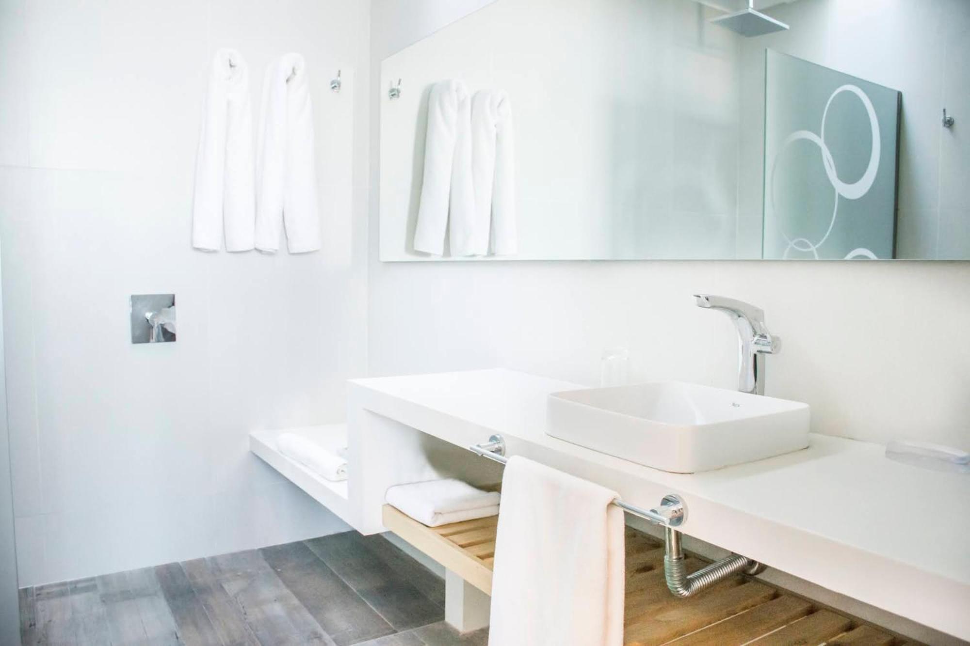 Double Room with Spa Bath photo 2