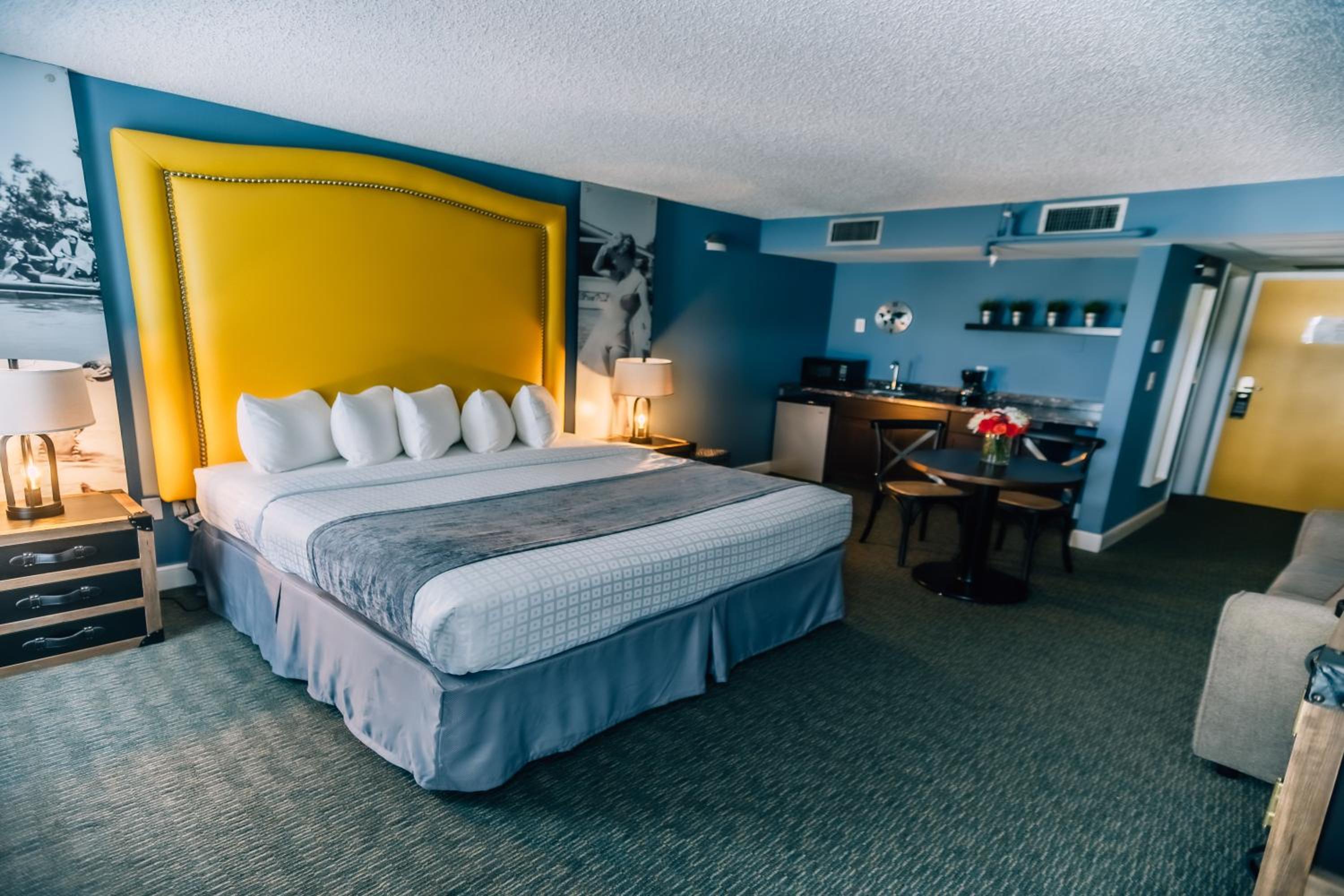 King Suite with Sofa Bed - Photo 1