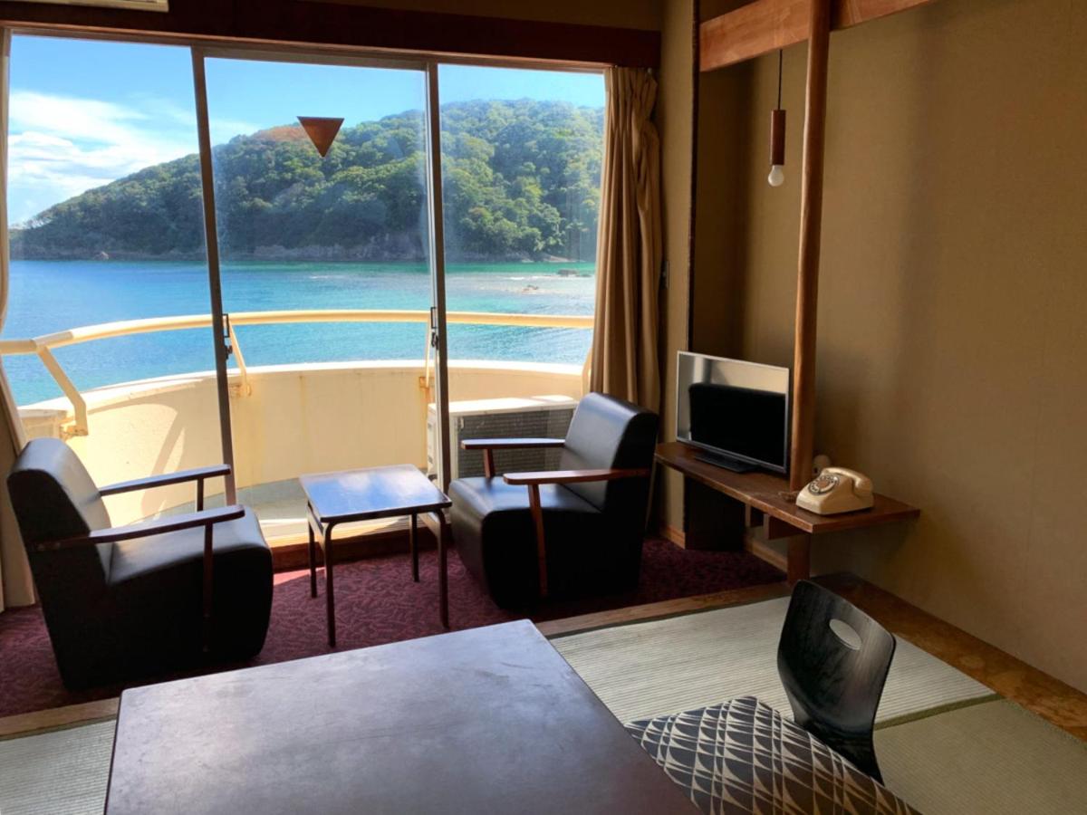 Triple Room with Sea View
