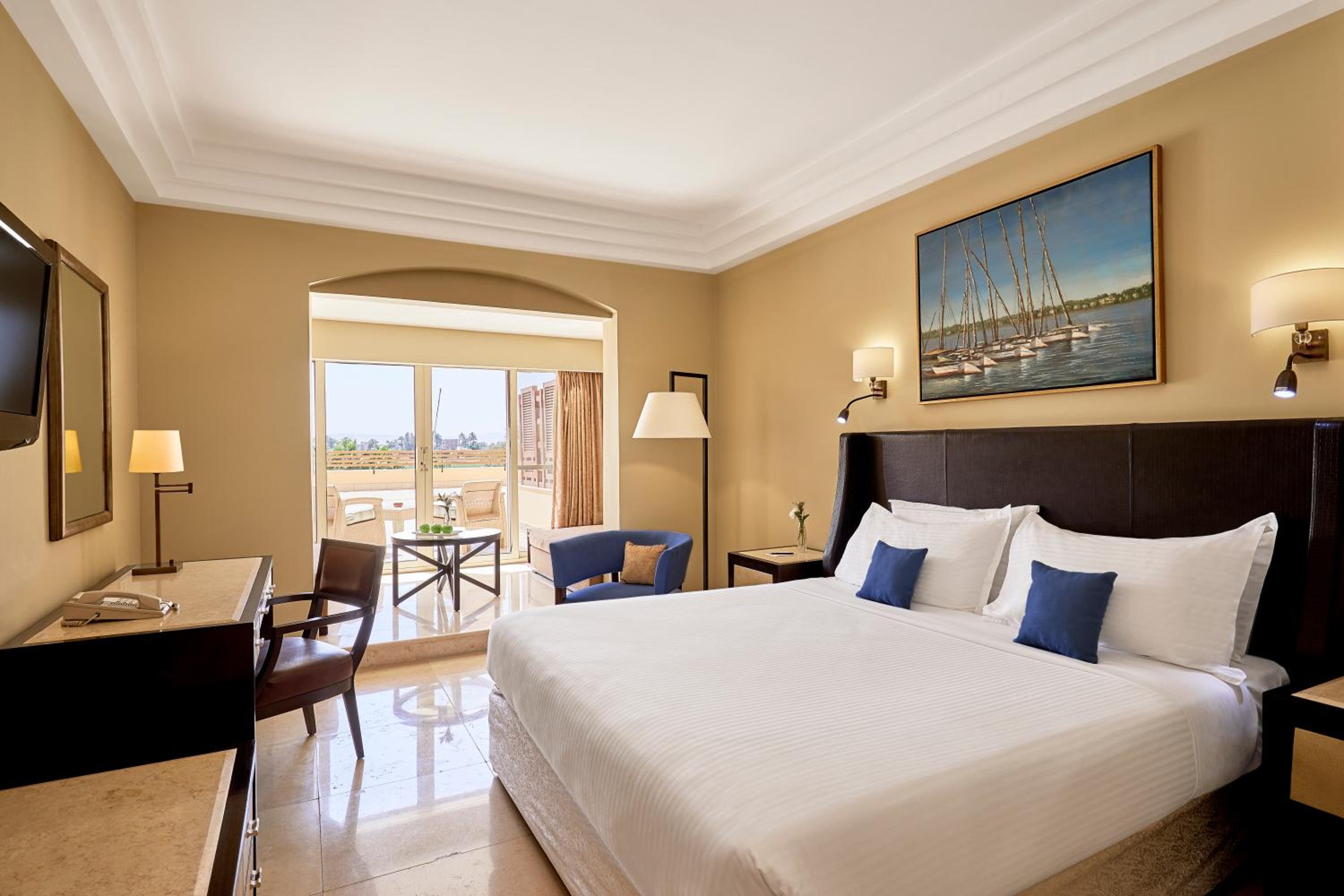 Deluxe King Nile View