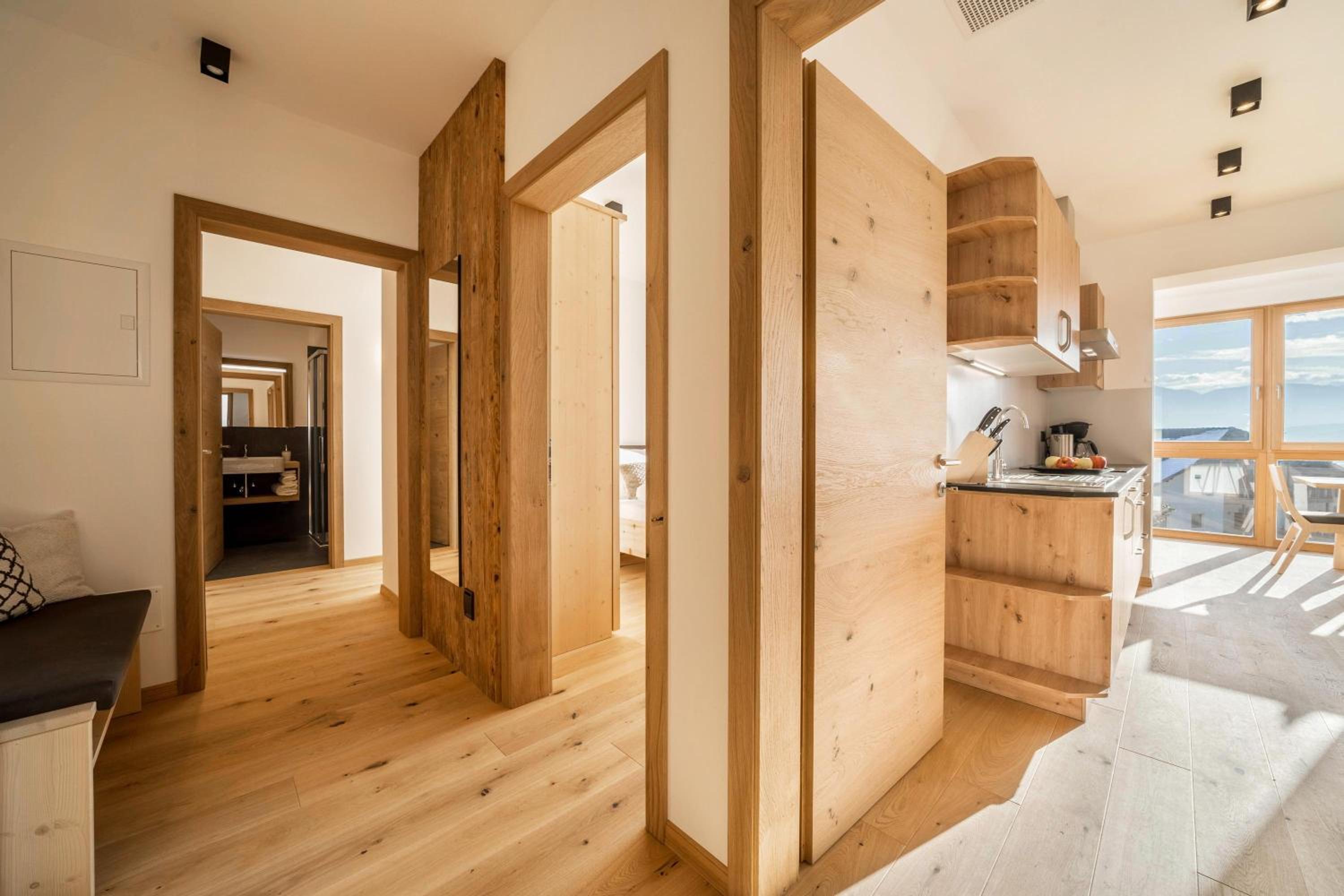 Two-Bedroom Deluxe Apartment with Balcony