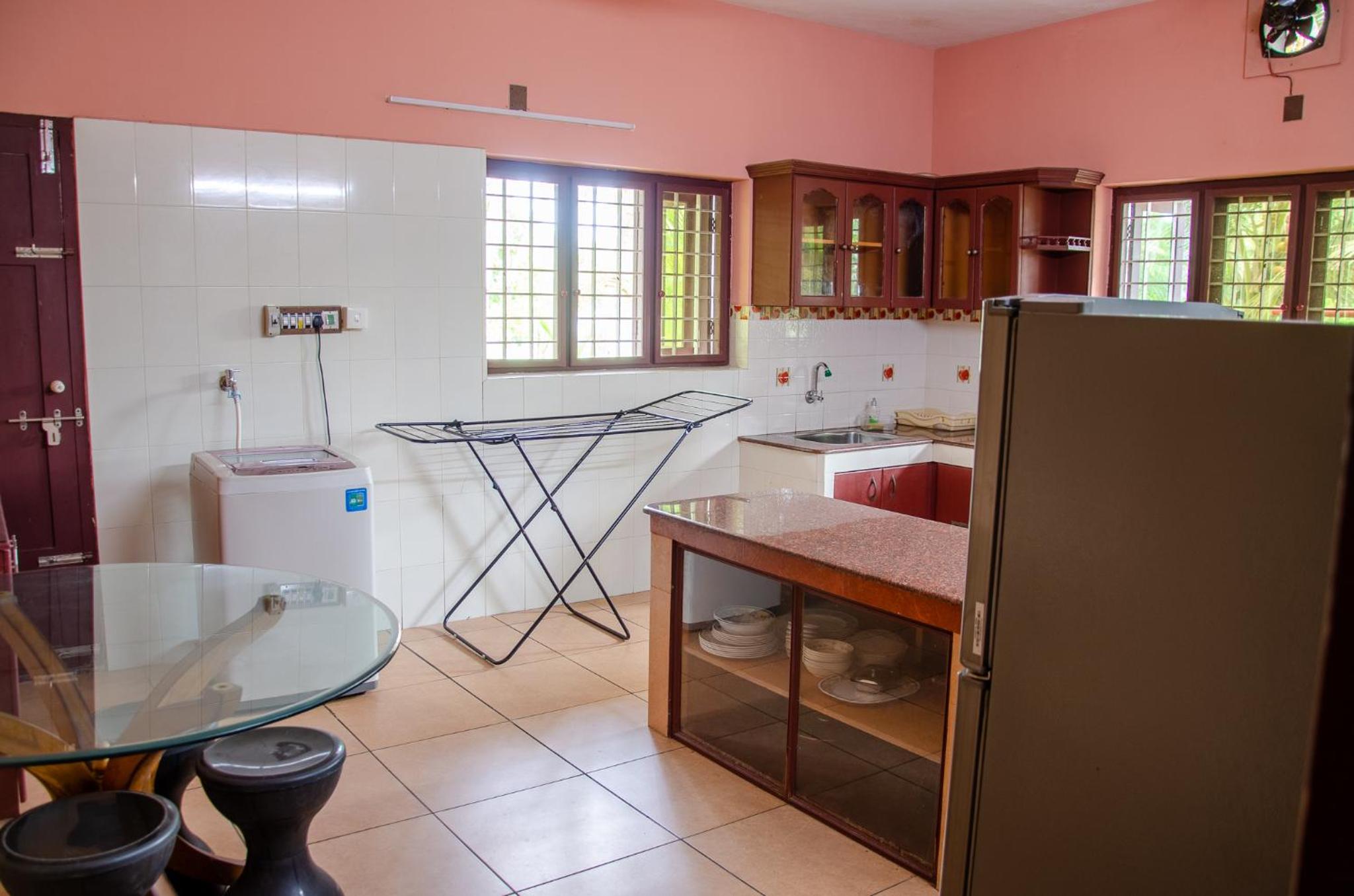 Two-Bedroom House - Photo 13