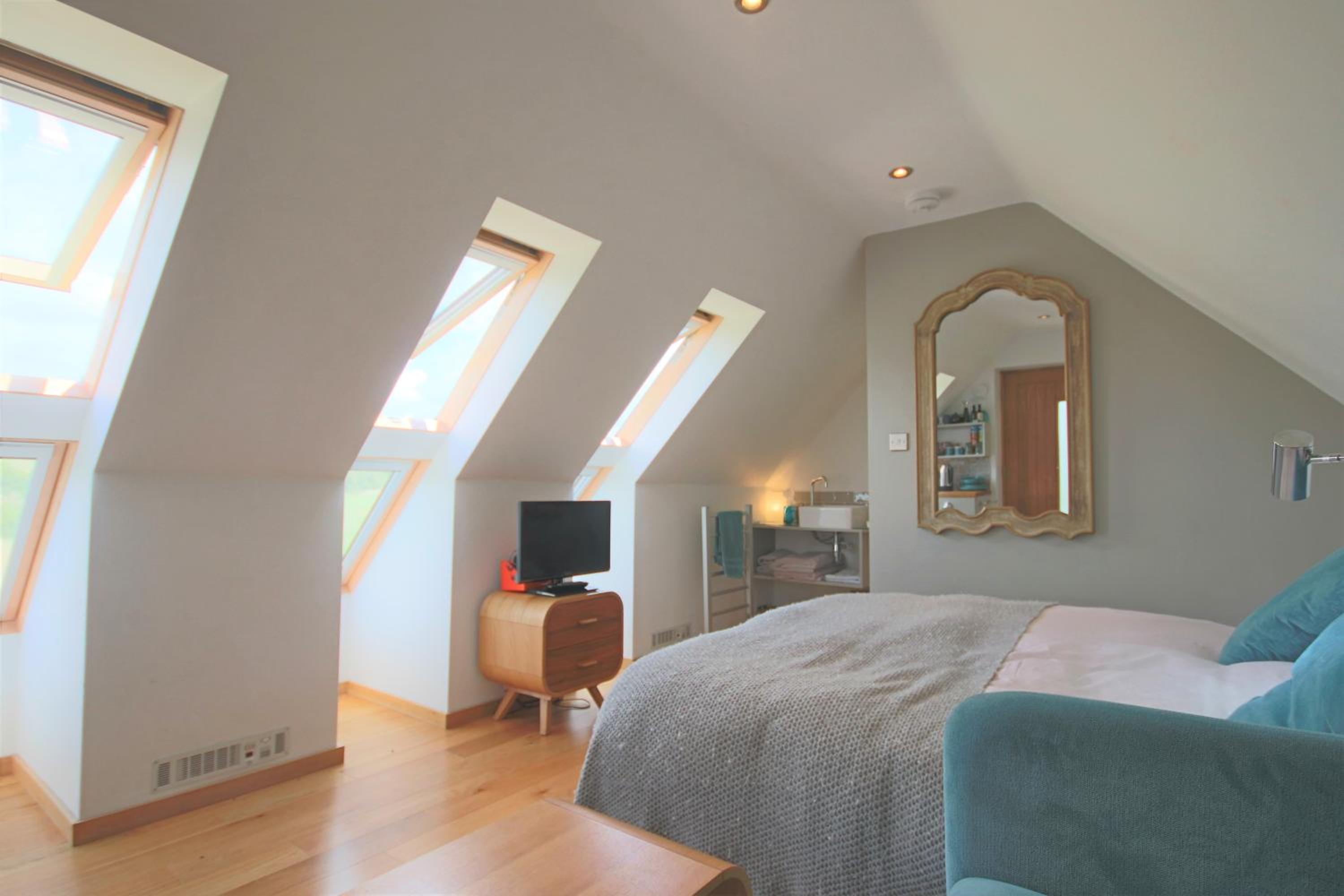 Studio Apartment photo 1