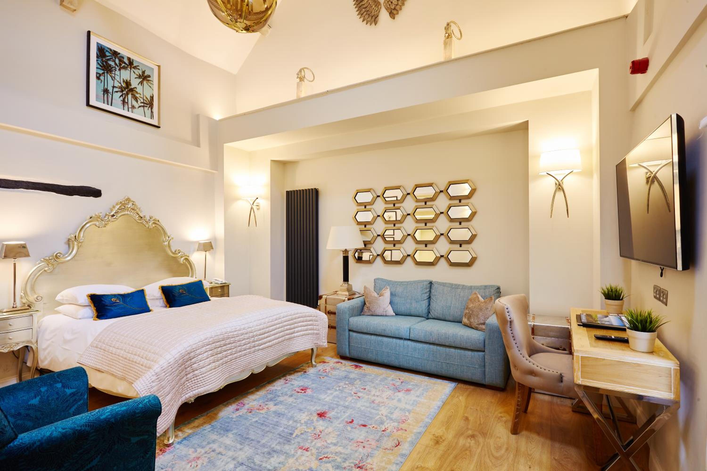 Superior Double Room - Photo 1