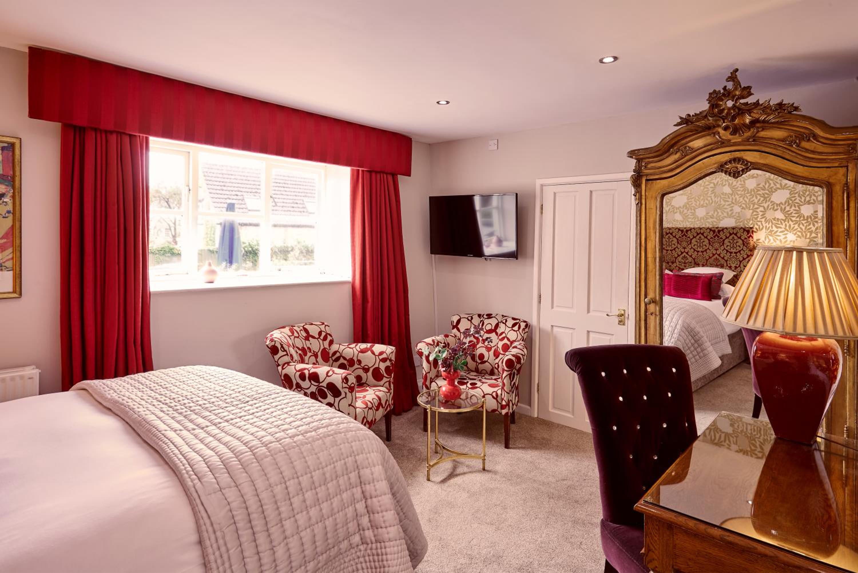 Standard Double  Room - Photo 4