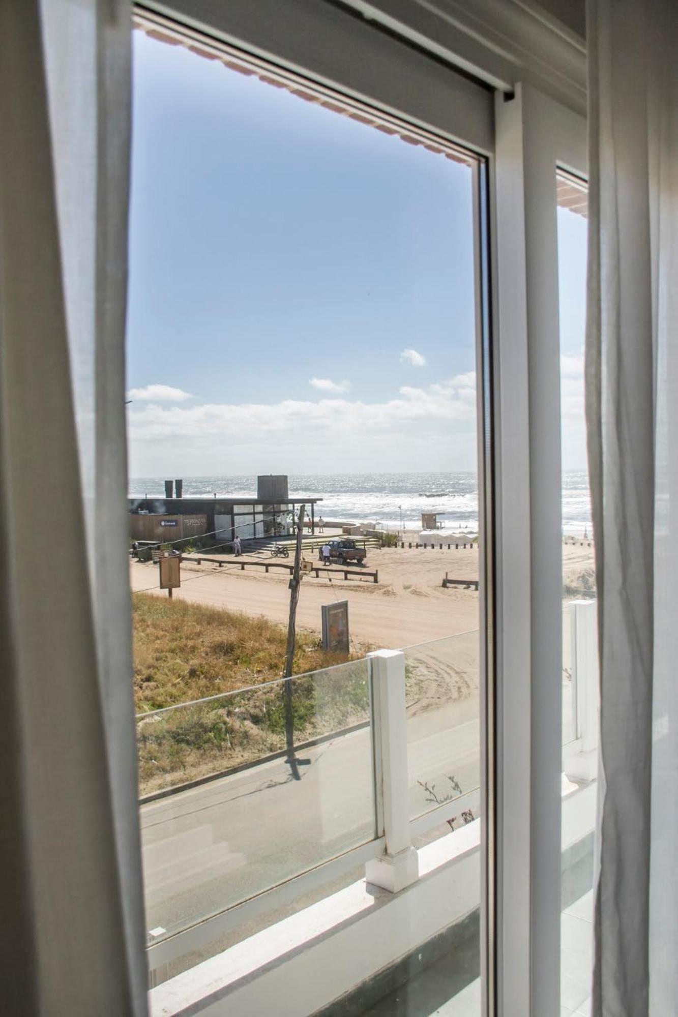 Apartment with Partial Sea View photo 2
