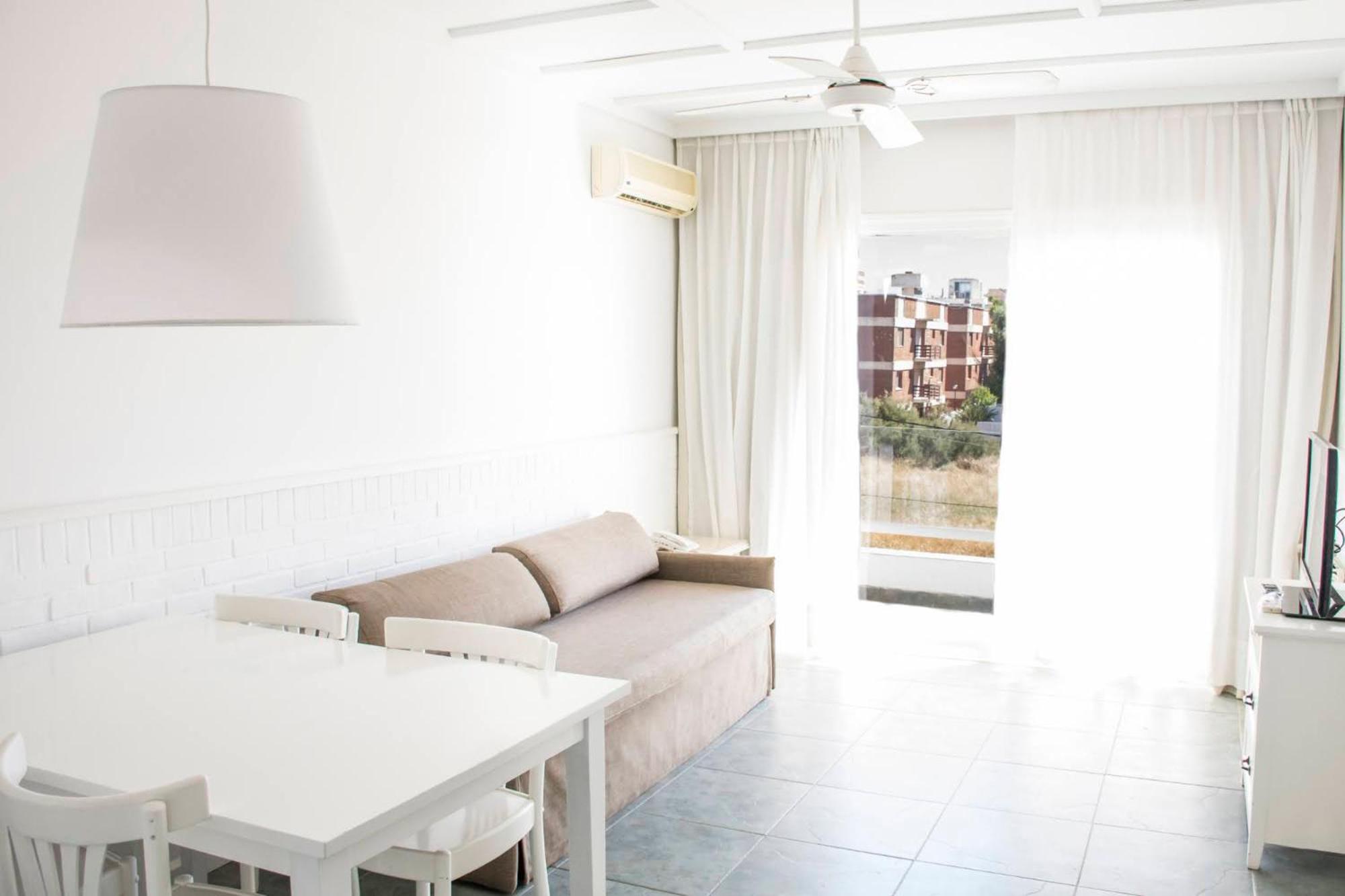 Apartment with Partial Sea View