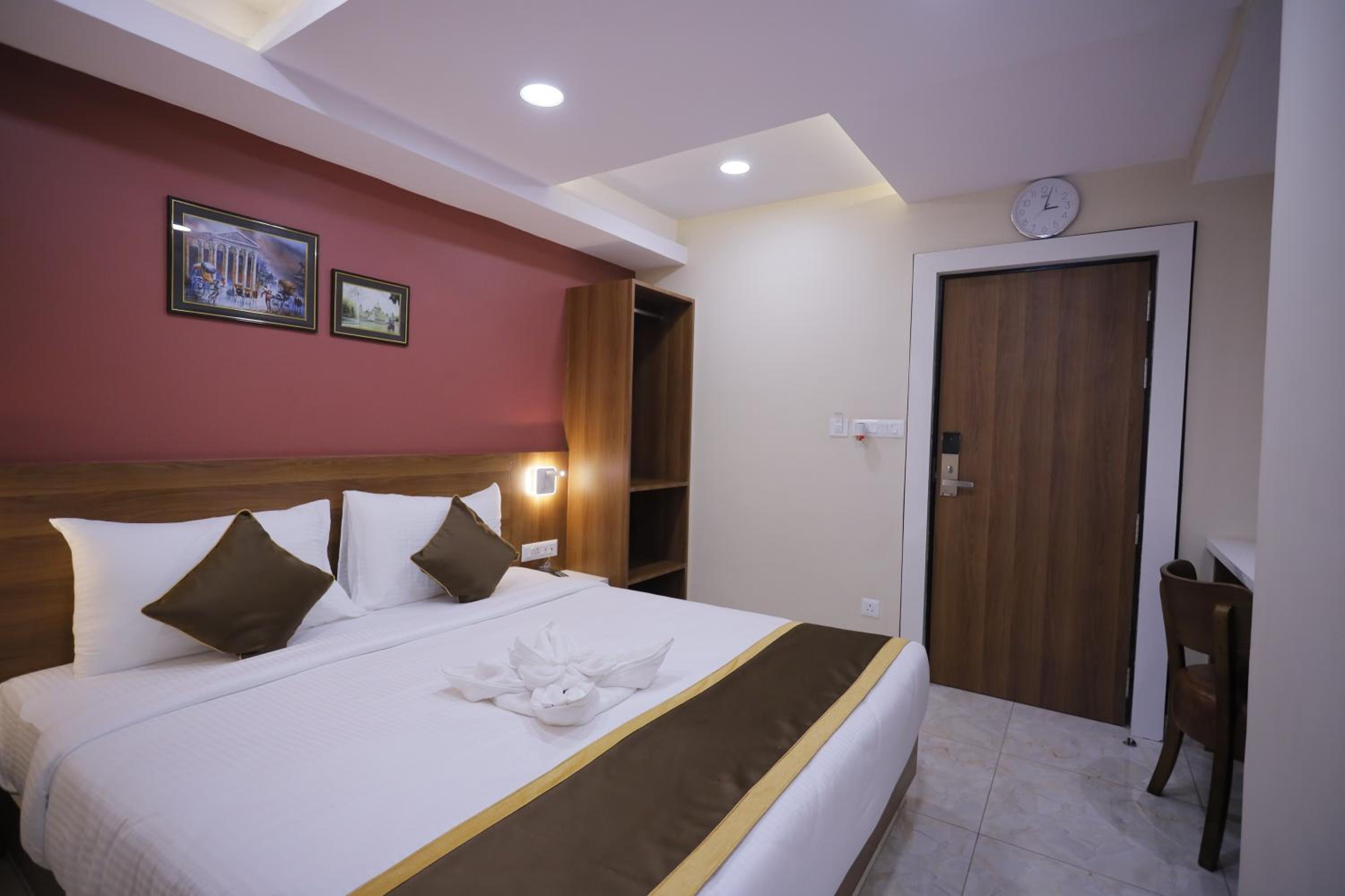 Deluxe Double Room - Photo 6