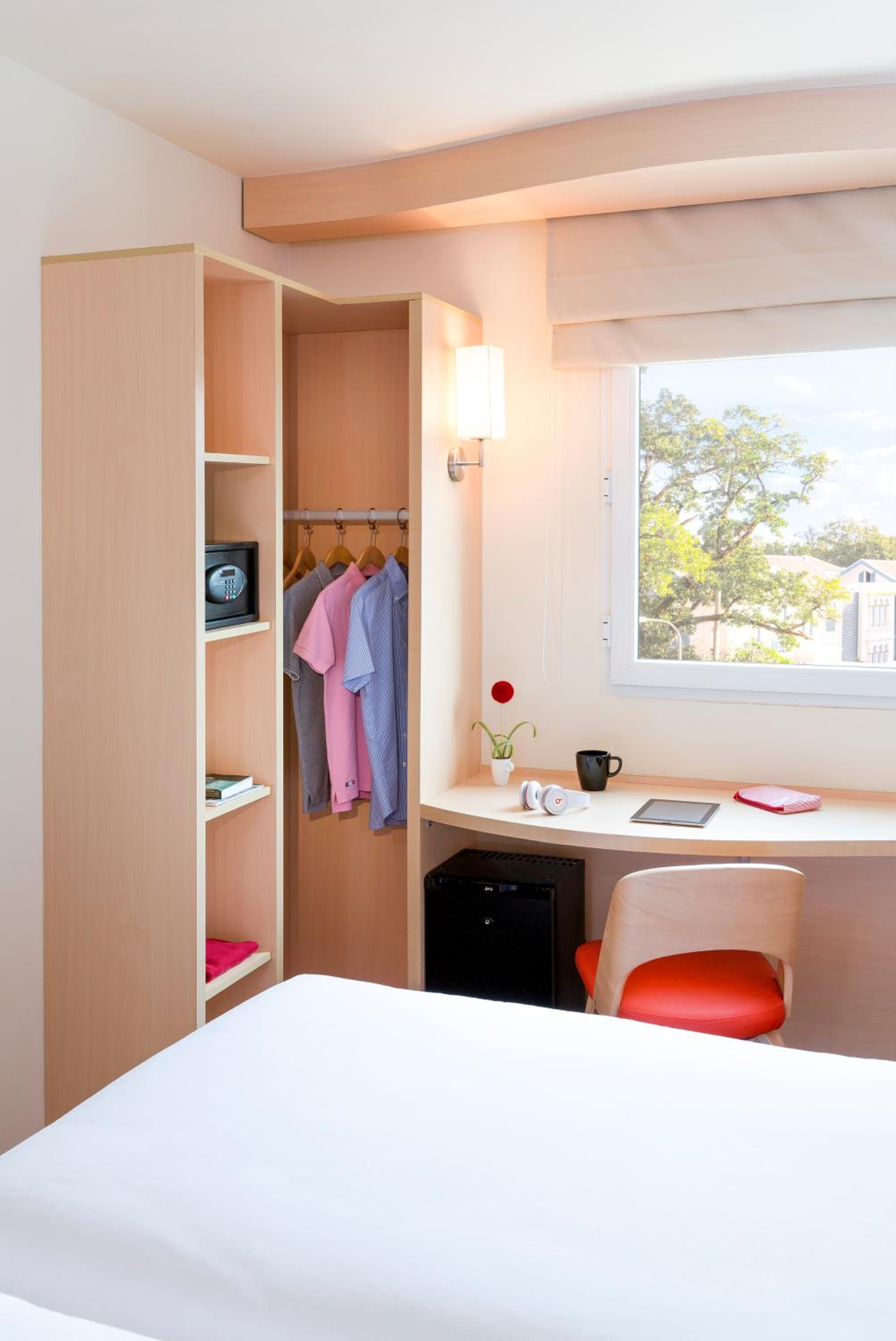 Standard Twin Room photo 2