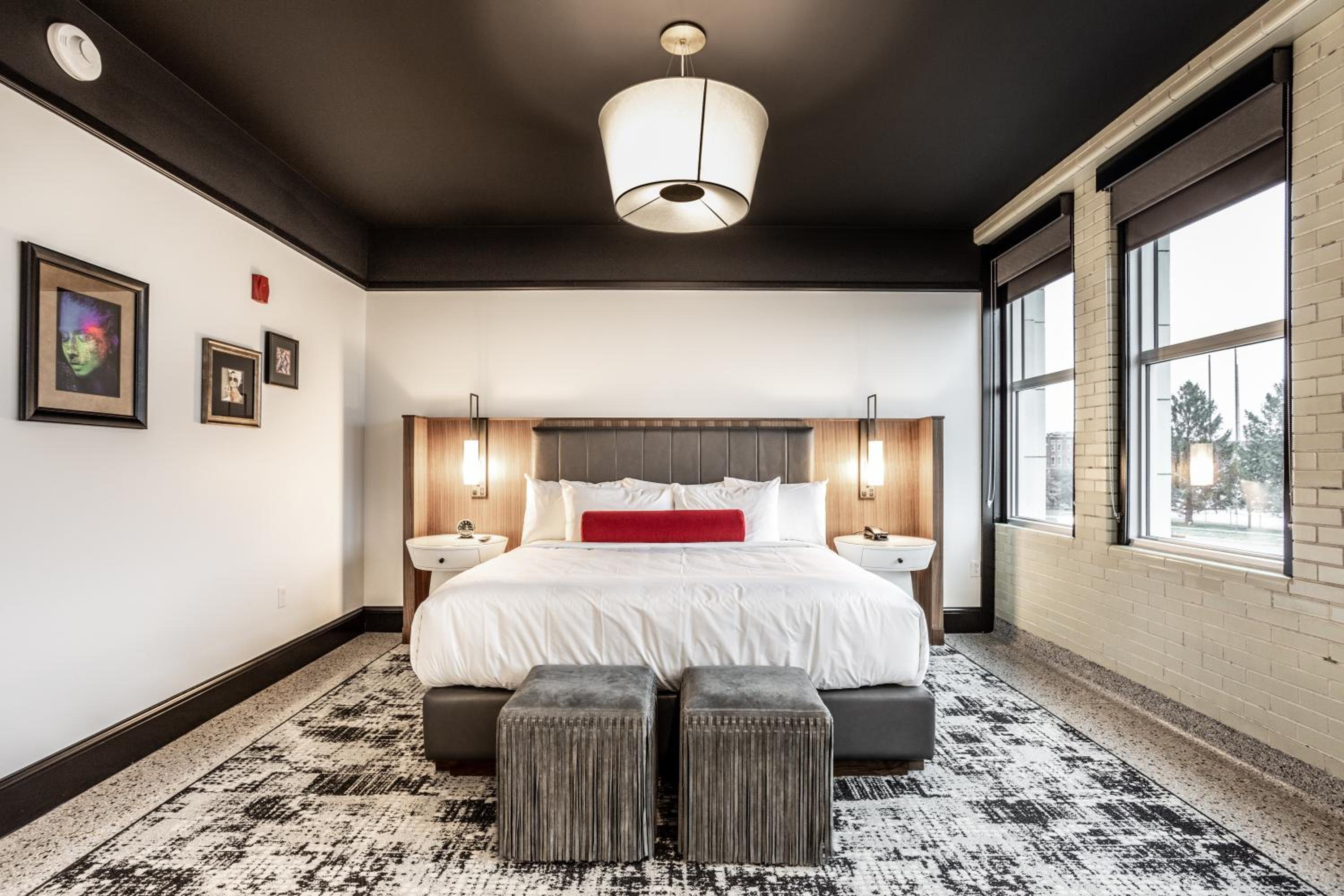 Standard King Room