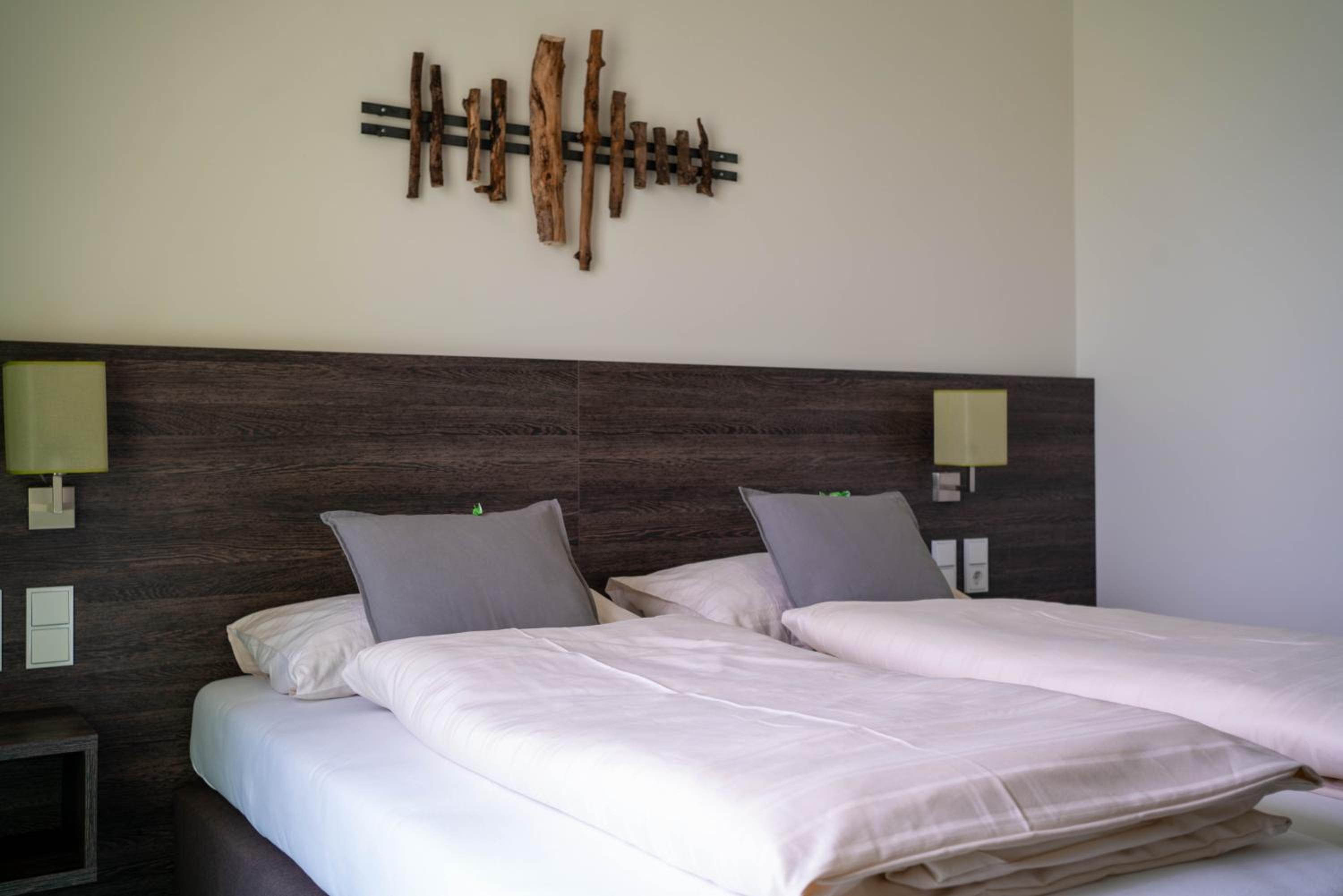Double Room - Photo 11
