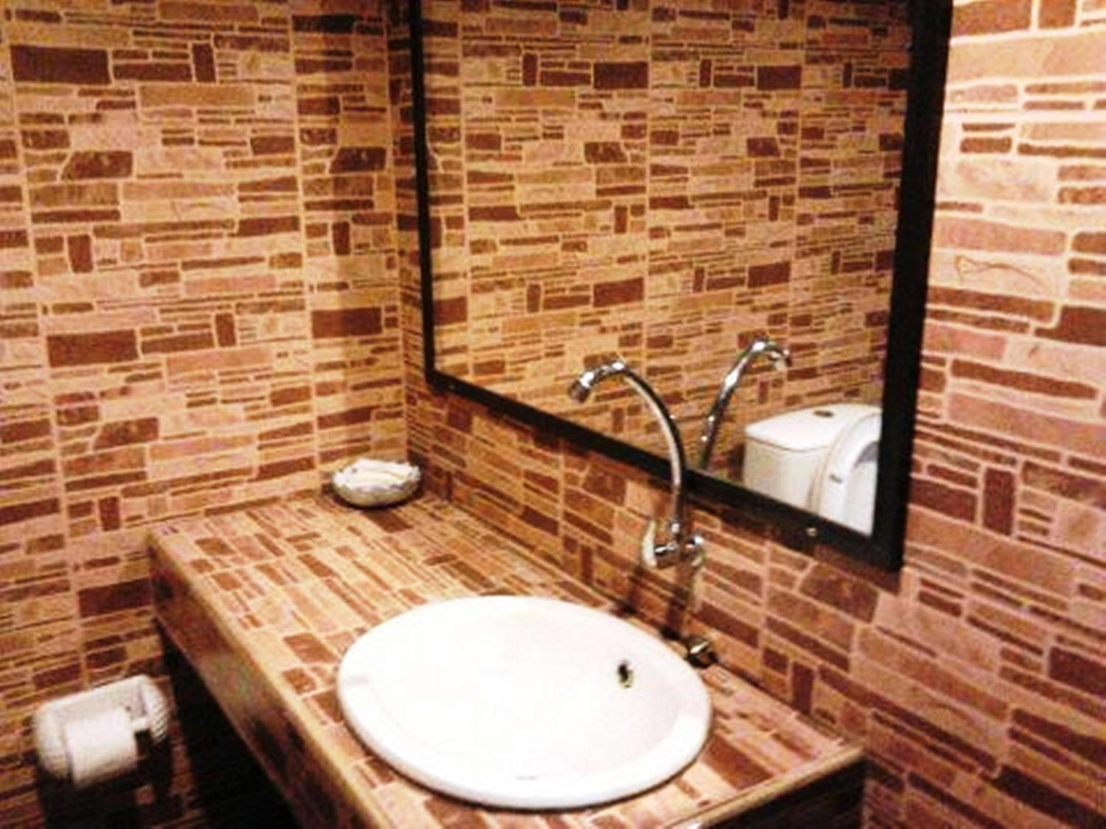 Standard Double Room (2 Adults) photo 3