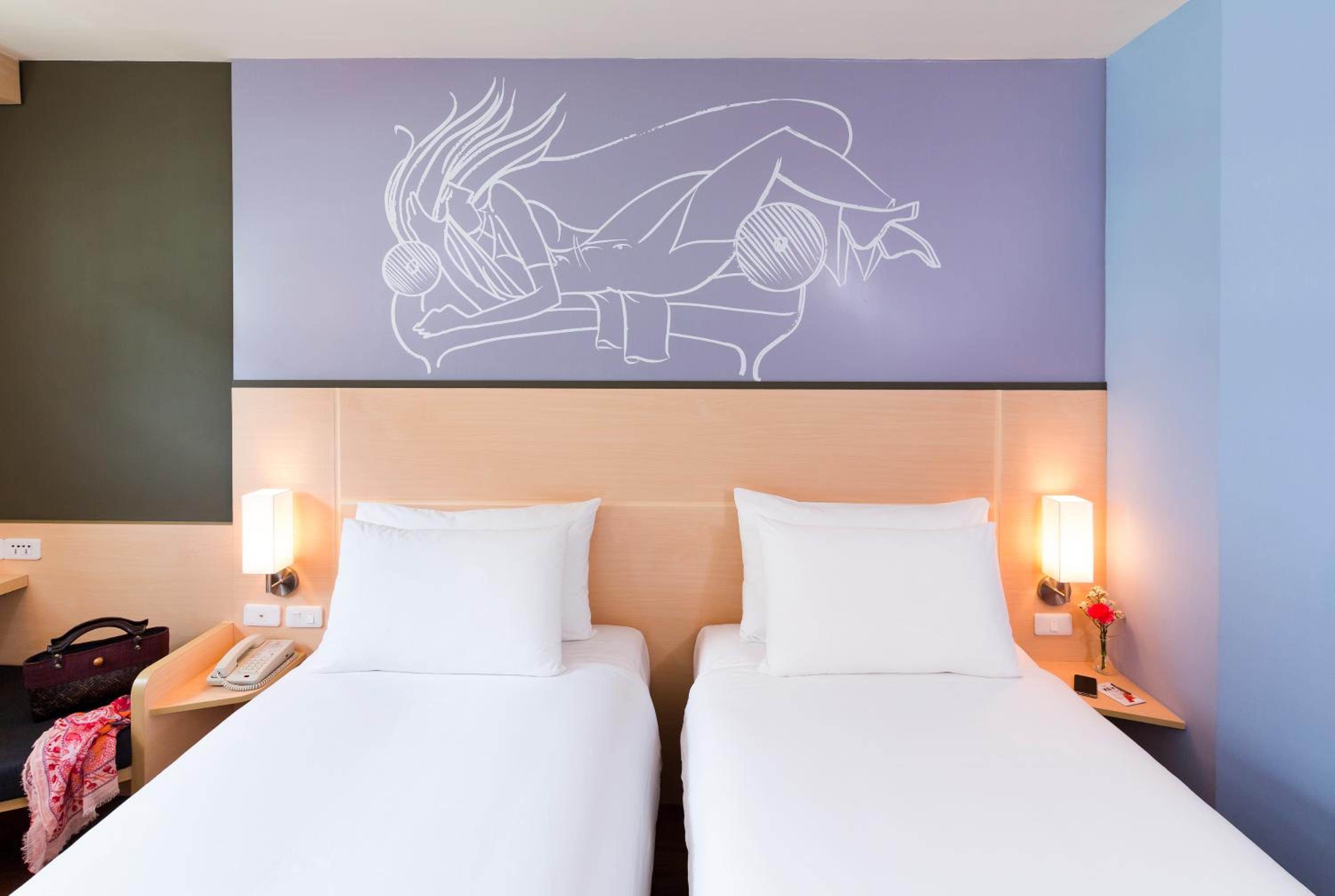 Standard Twin Room photo 3