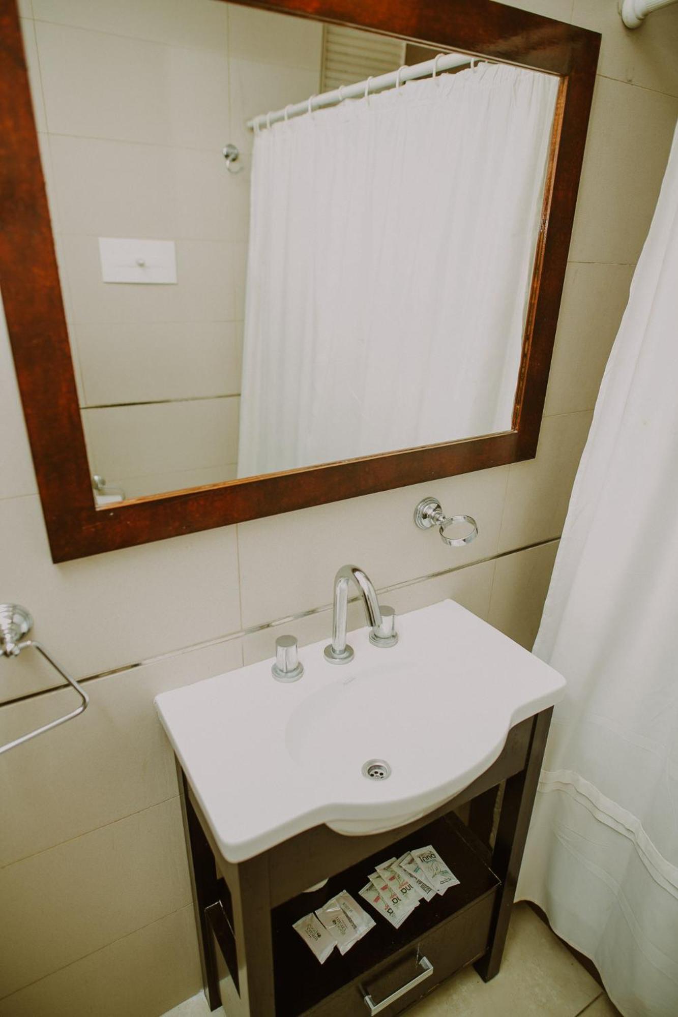 Standard Double or Twin Room photo 2