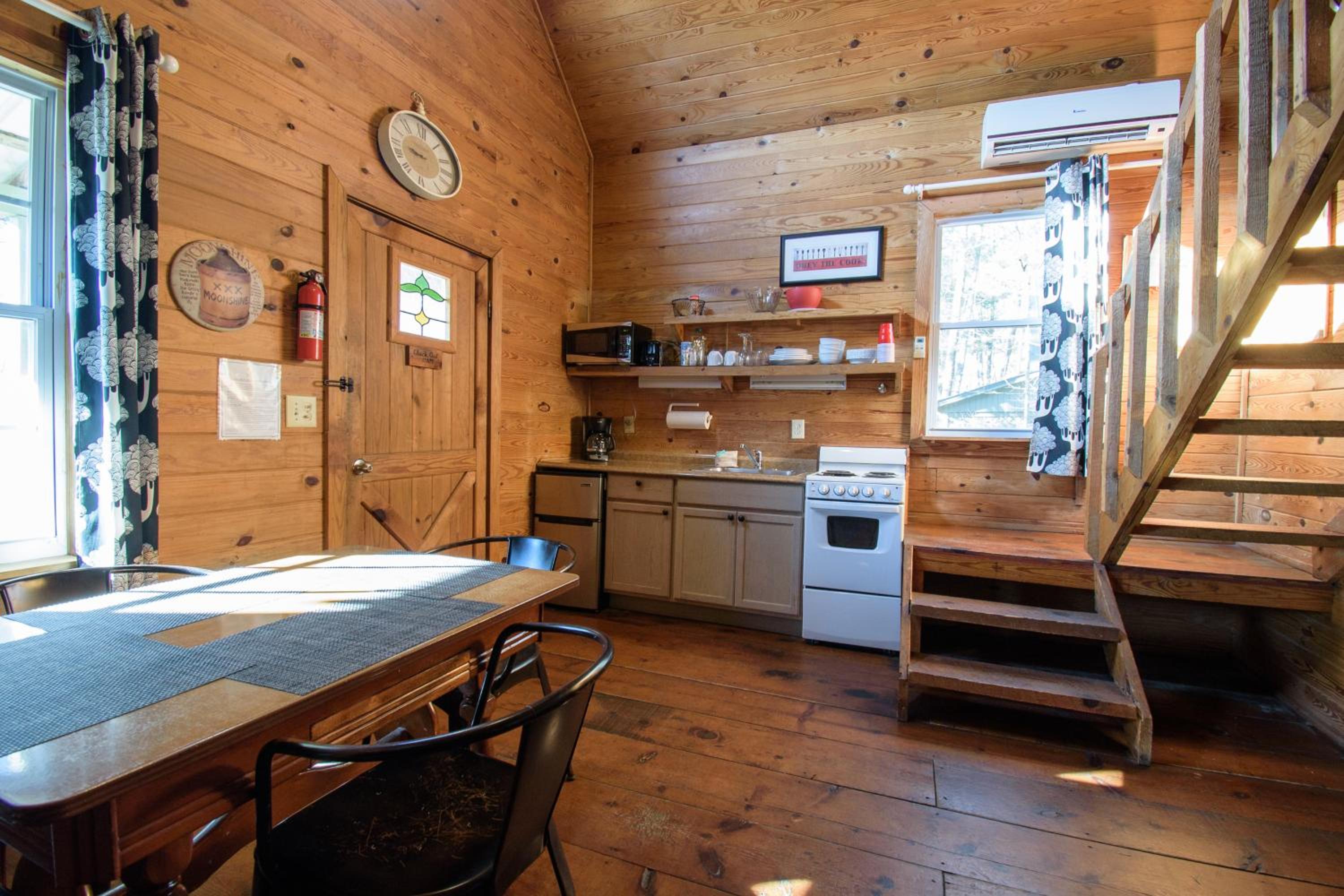 One-Bedroom House (Fox Lair) photo 3