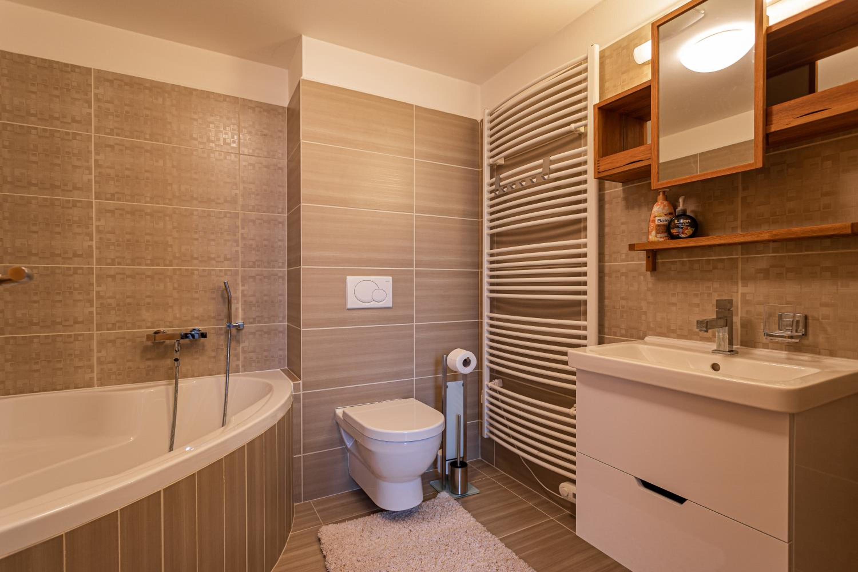 Two-Bedroom Apartment - Photo 22