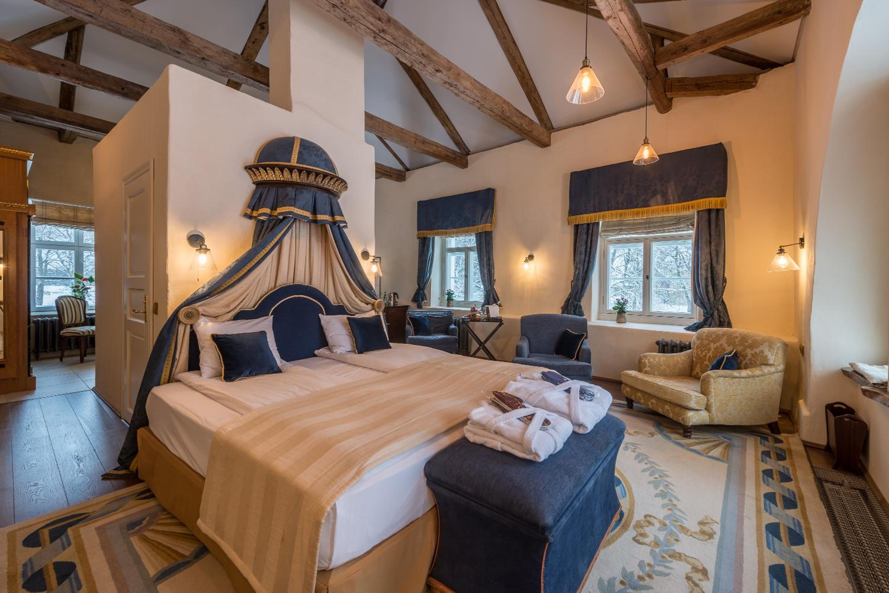 Deluxe Junior Suite