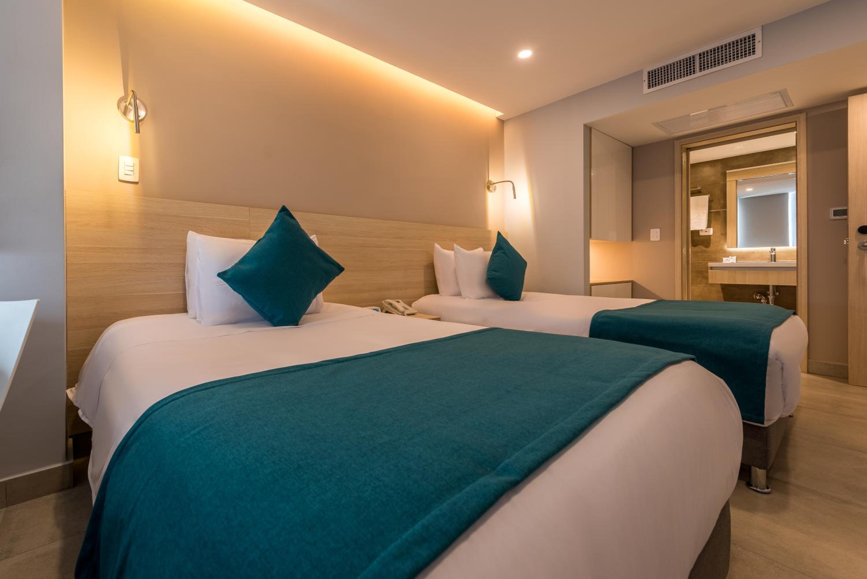 Superior Twin Room - Photo 2