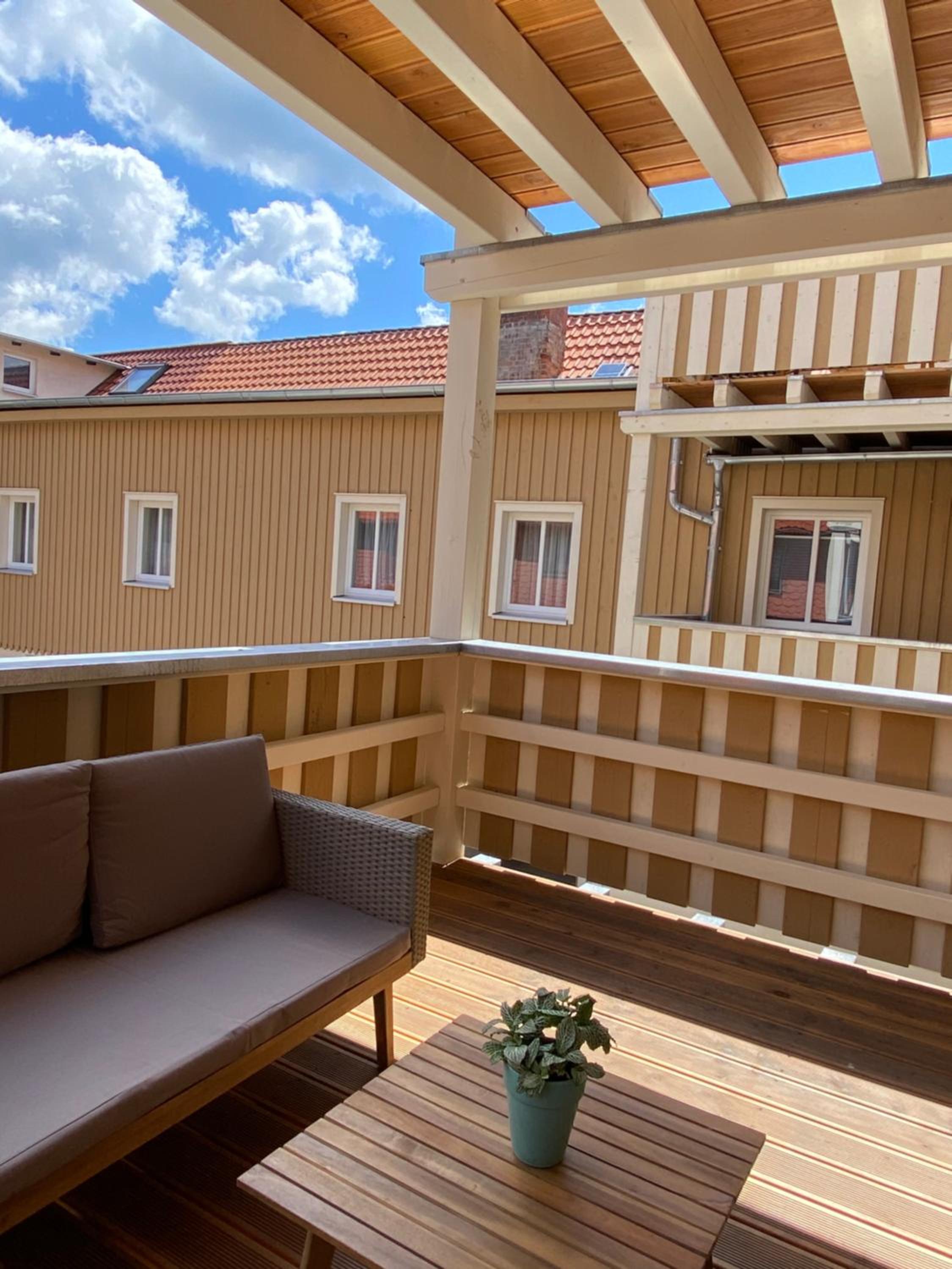 Deluxe One-Bedroom Apartment 1 with Balcony  photo 3