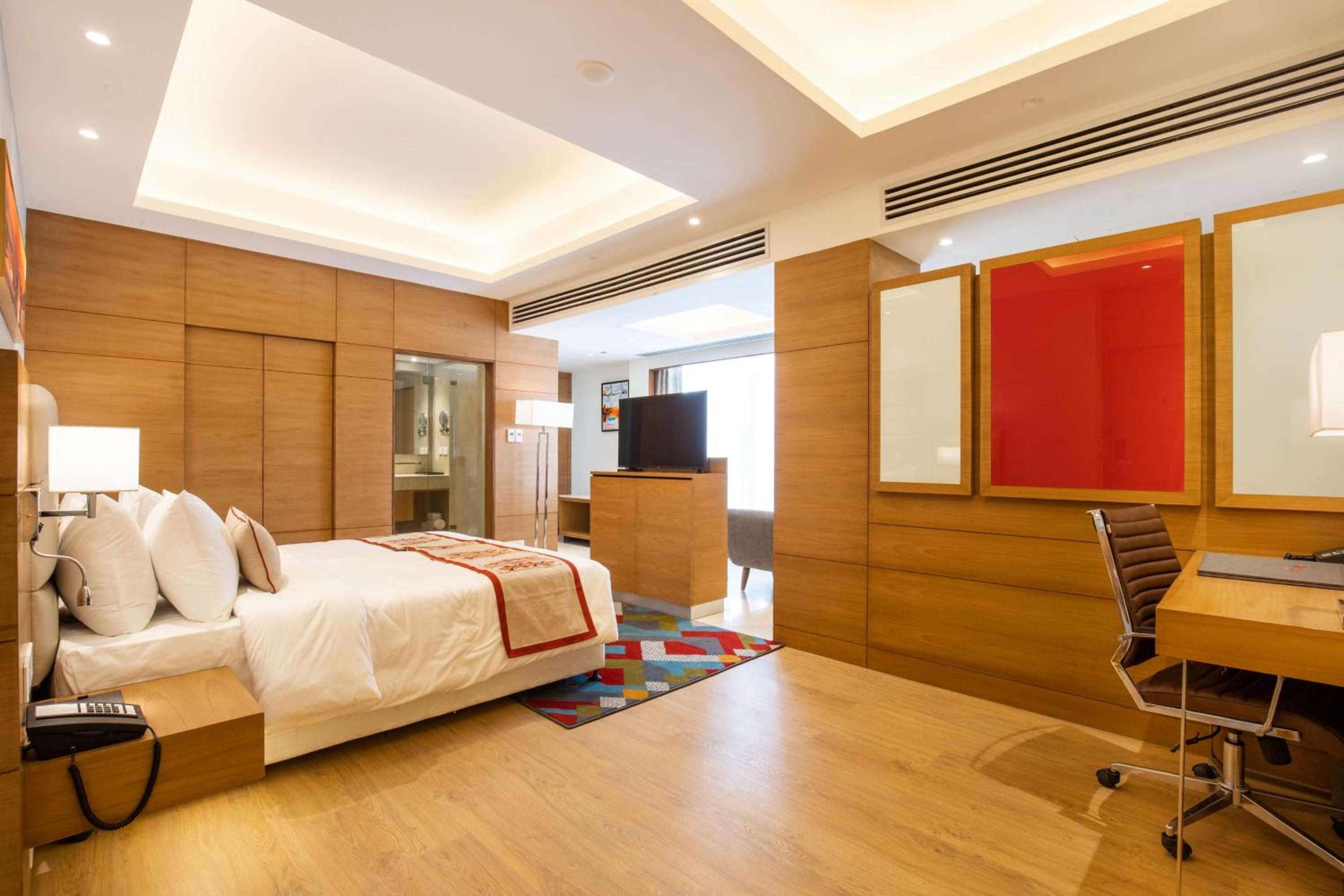 King Studio Room with City View, Kitchenette - Non Smoking (10% off on Food and Soft Beverages) - Photo 7