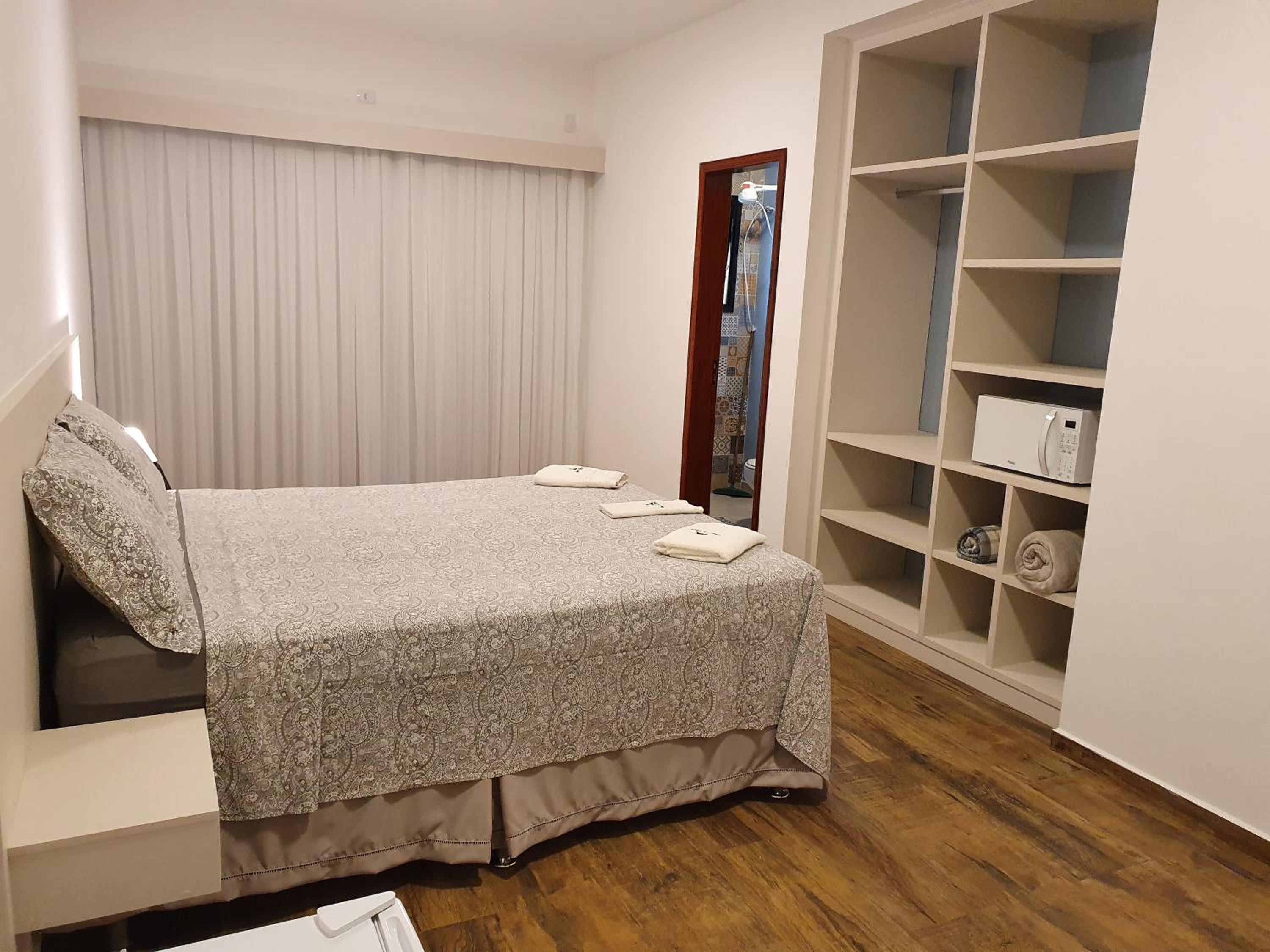 Suite with Balcony - Photo 14