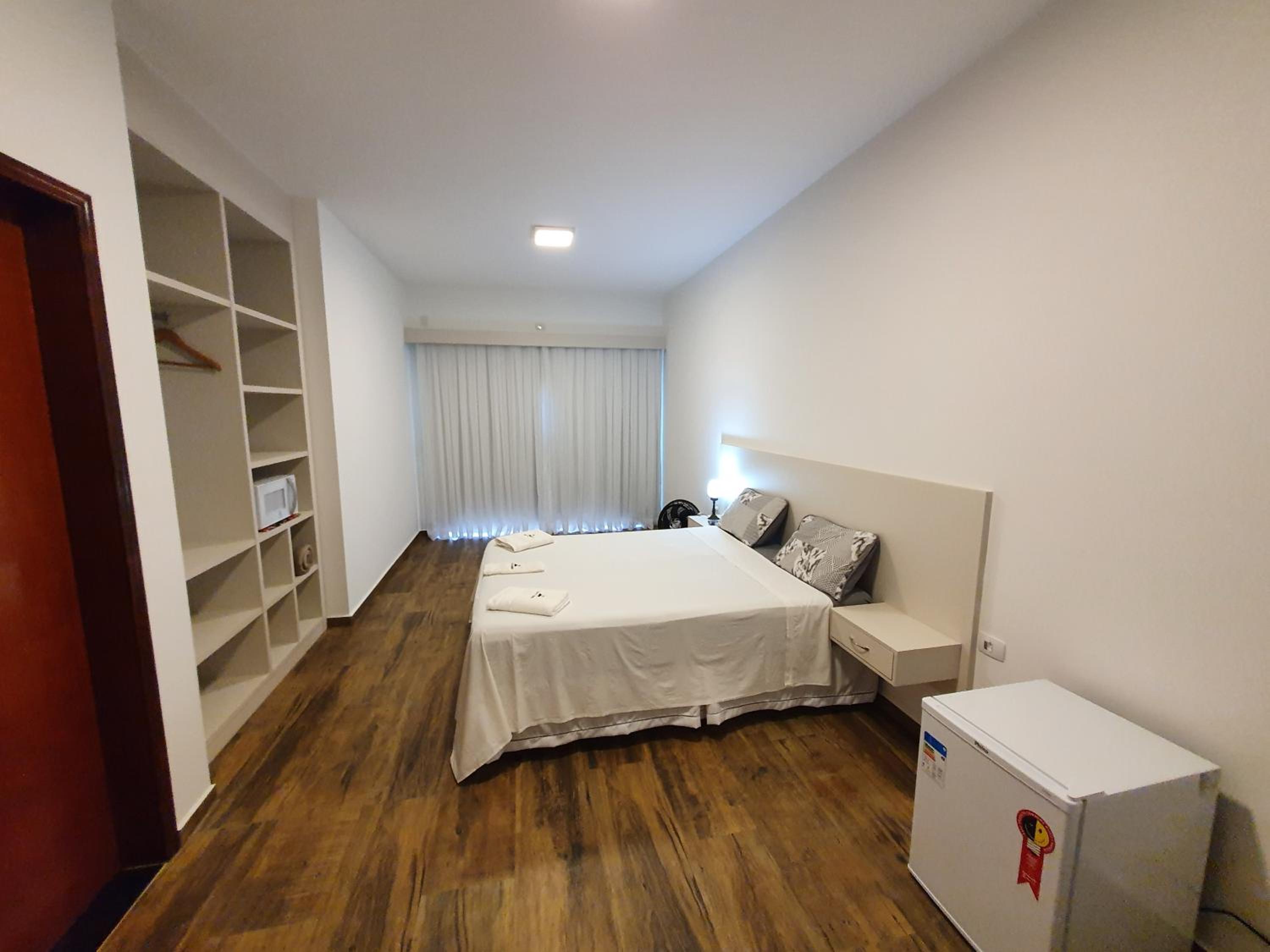 Suite with Balcony - Photo 8