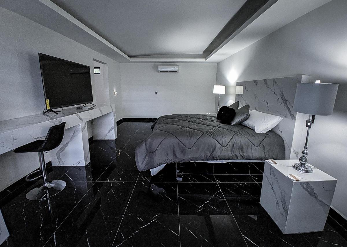 Suite photo 1