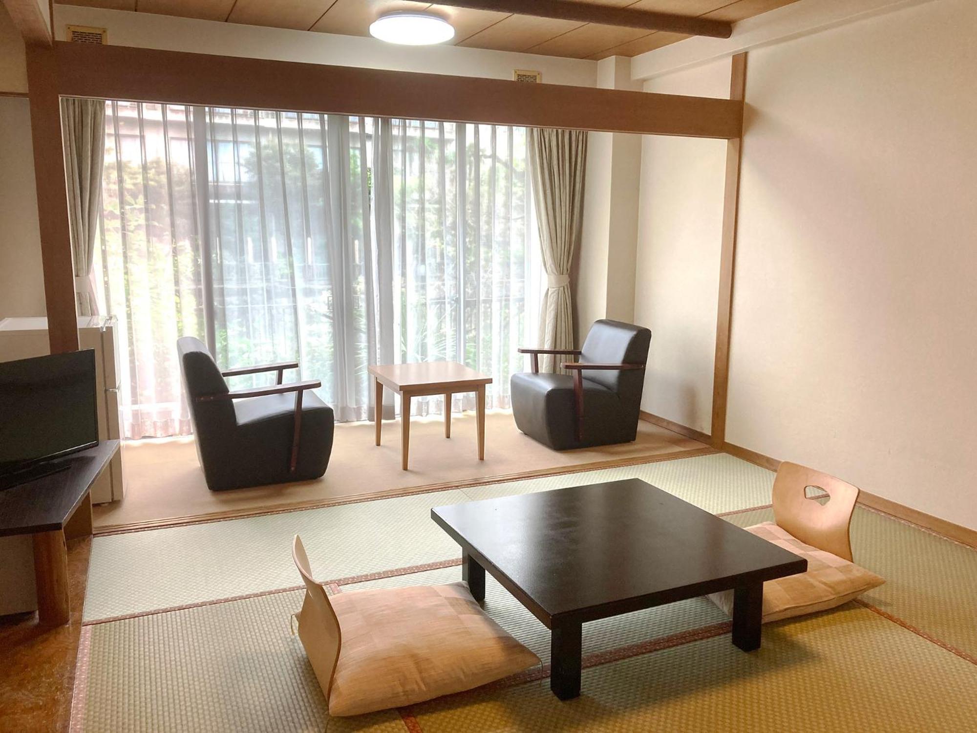 Japanese-Style Quadruple Room
