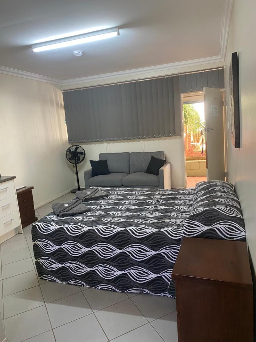 Standard Double Room photo 3