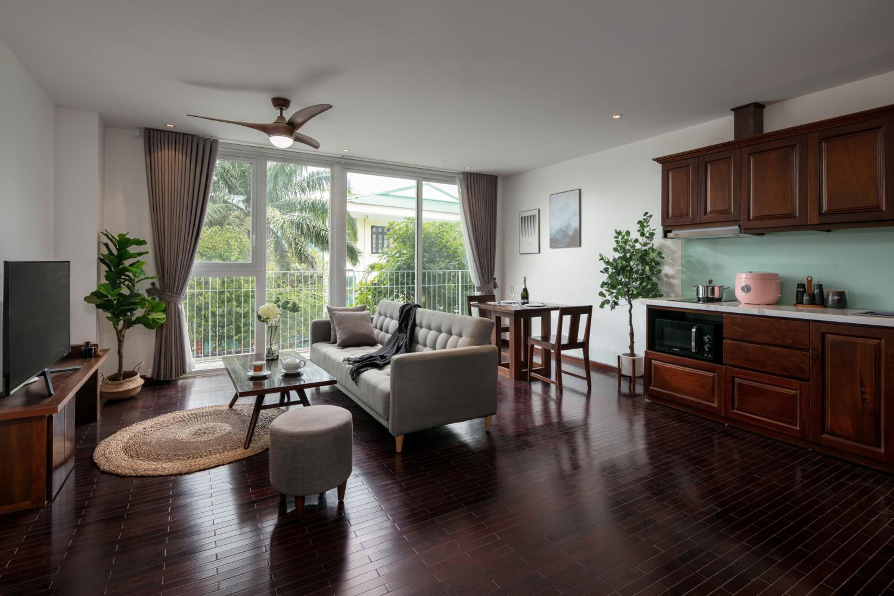 Deluxe Apartment