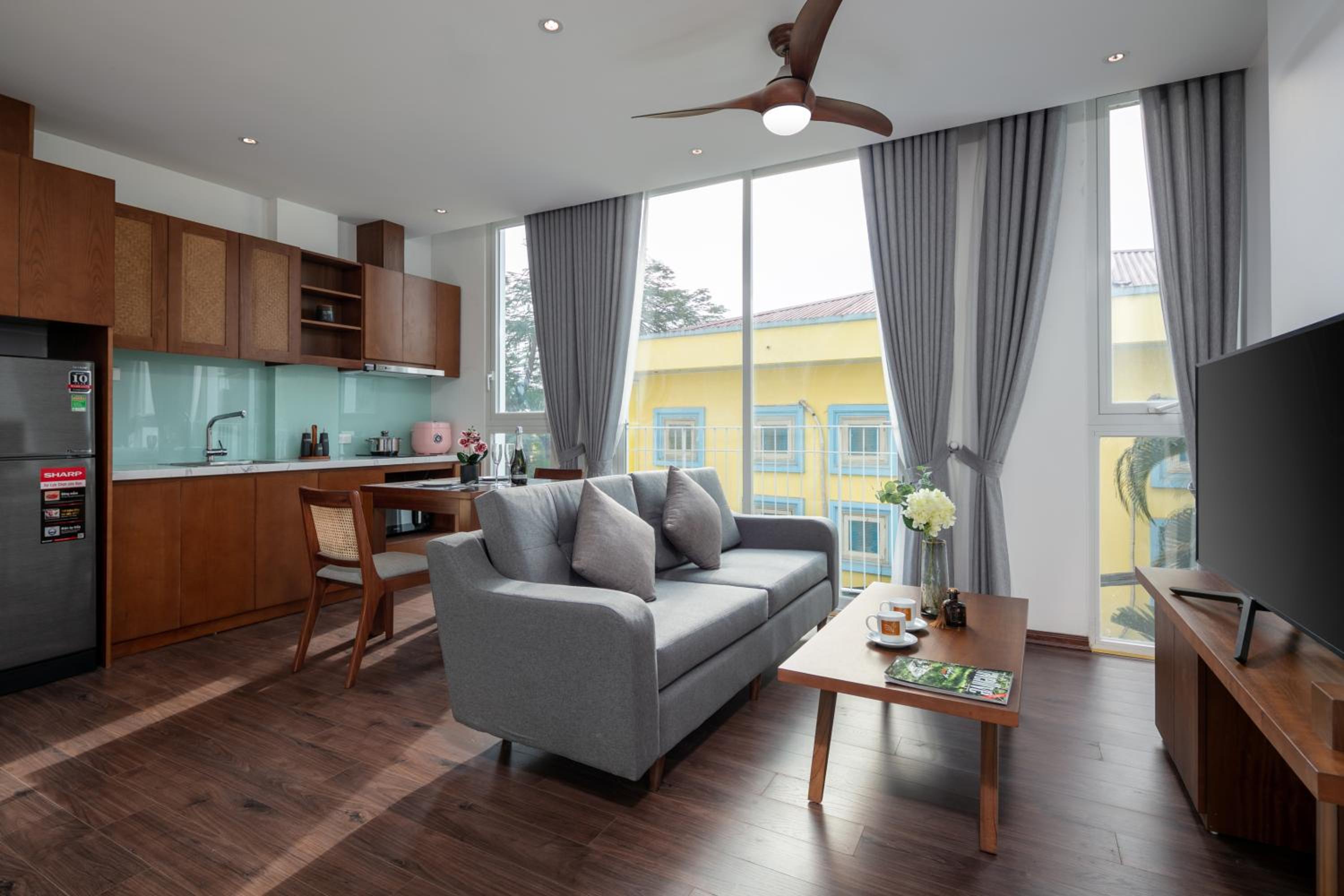 One-Bedroom Apartment